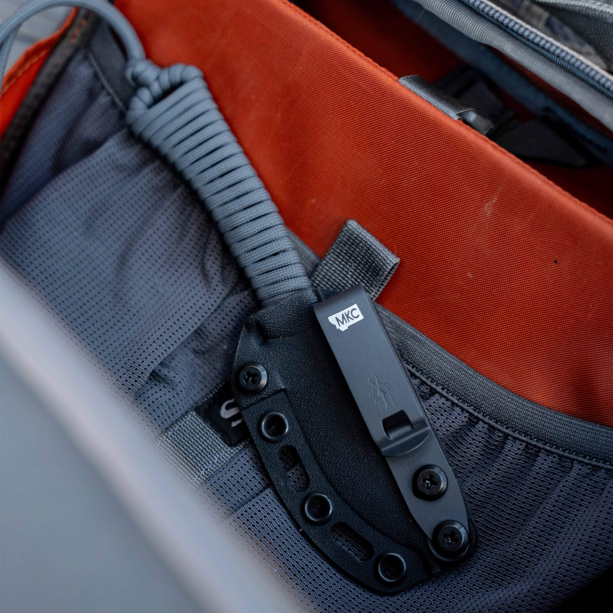 MINI STONED GOAT - GREY