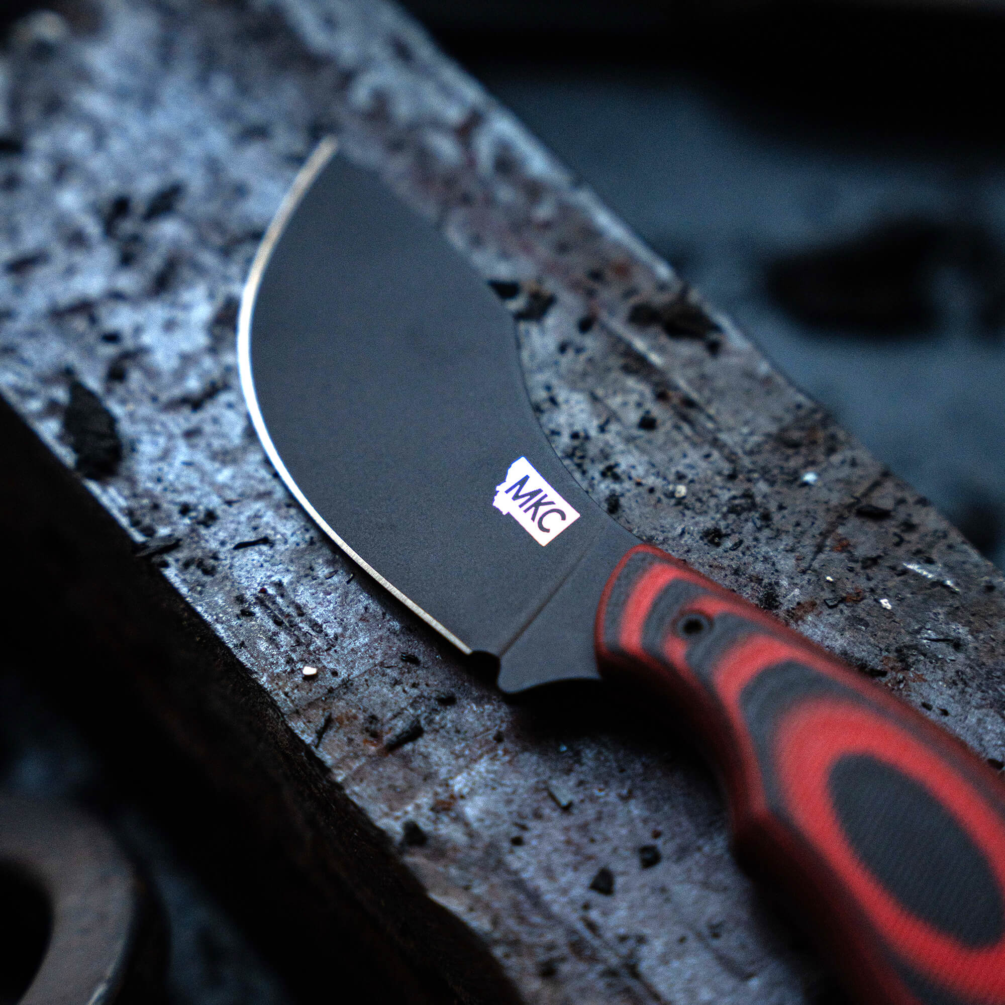 PACKOUT SKINNER PVD - KEEP HAMMERING EDITION - RED & BLACK