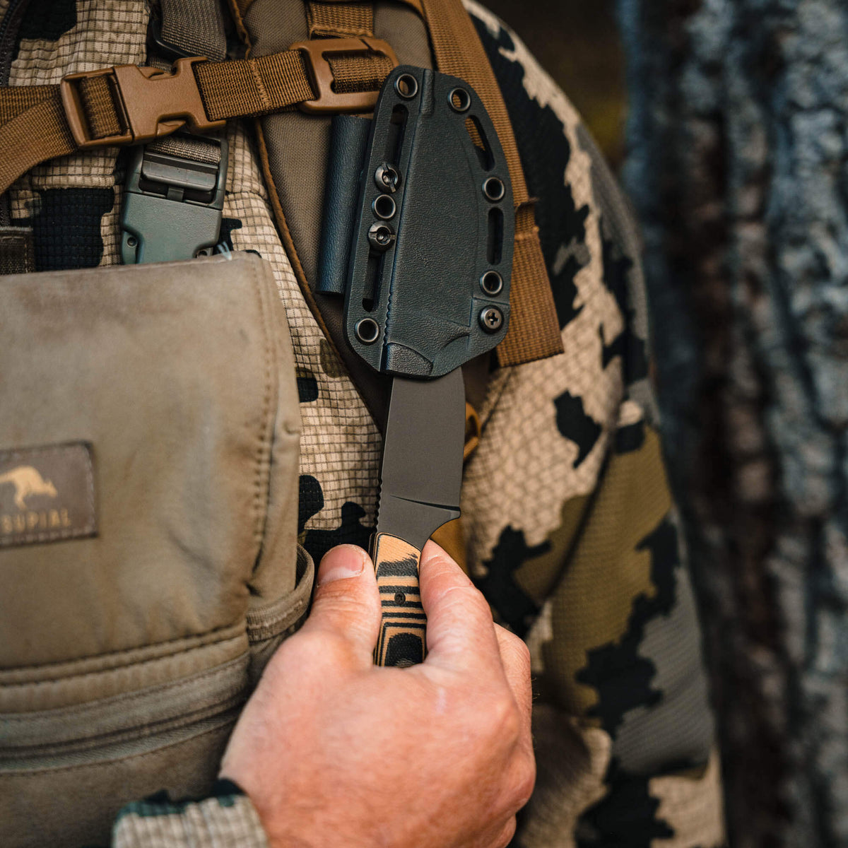 MKC ELK KNIFE - PVD - TAN & BLACK