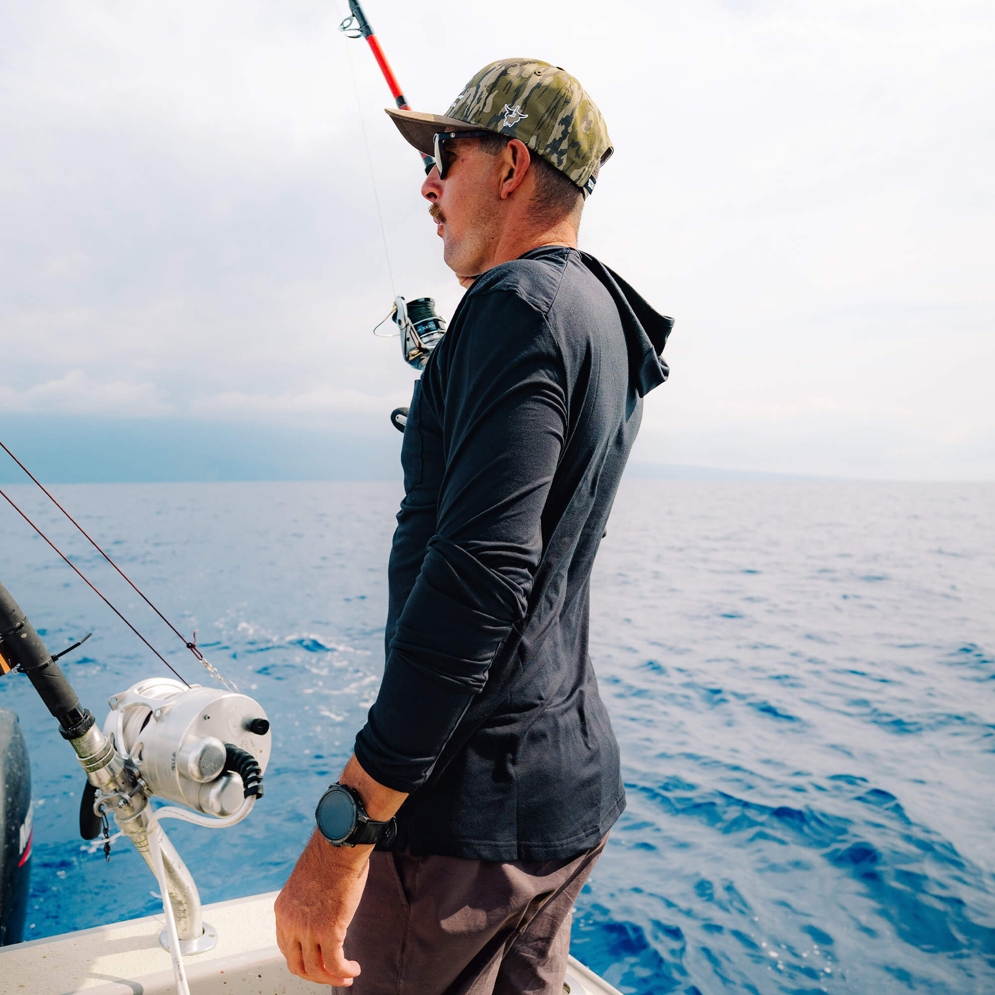 RIMROCK LIGHTWEIGHT HOODIE - BLACK