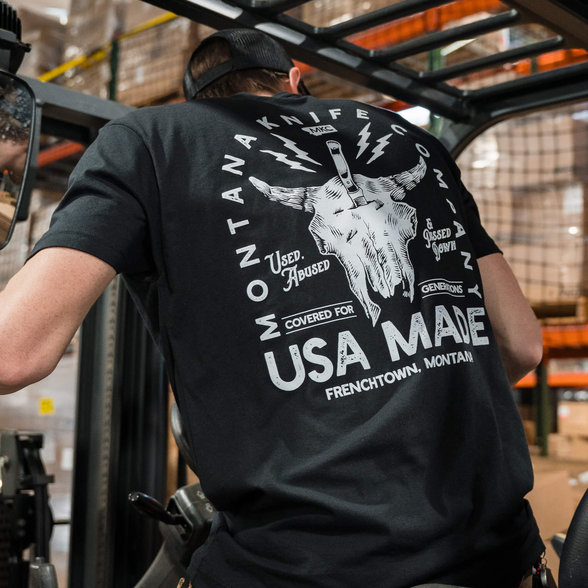 MKC BISON SKULL TEE - BLACK