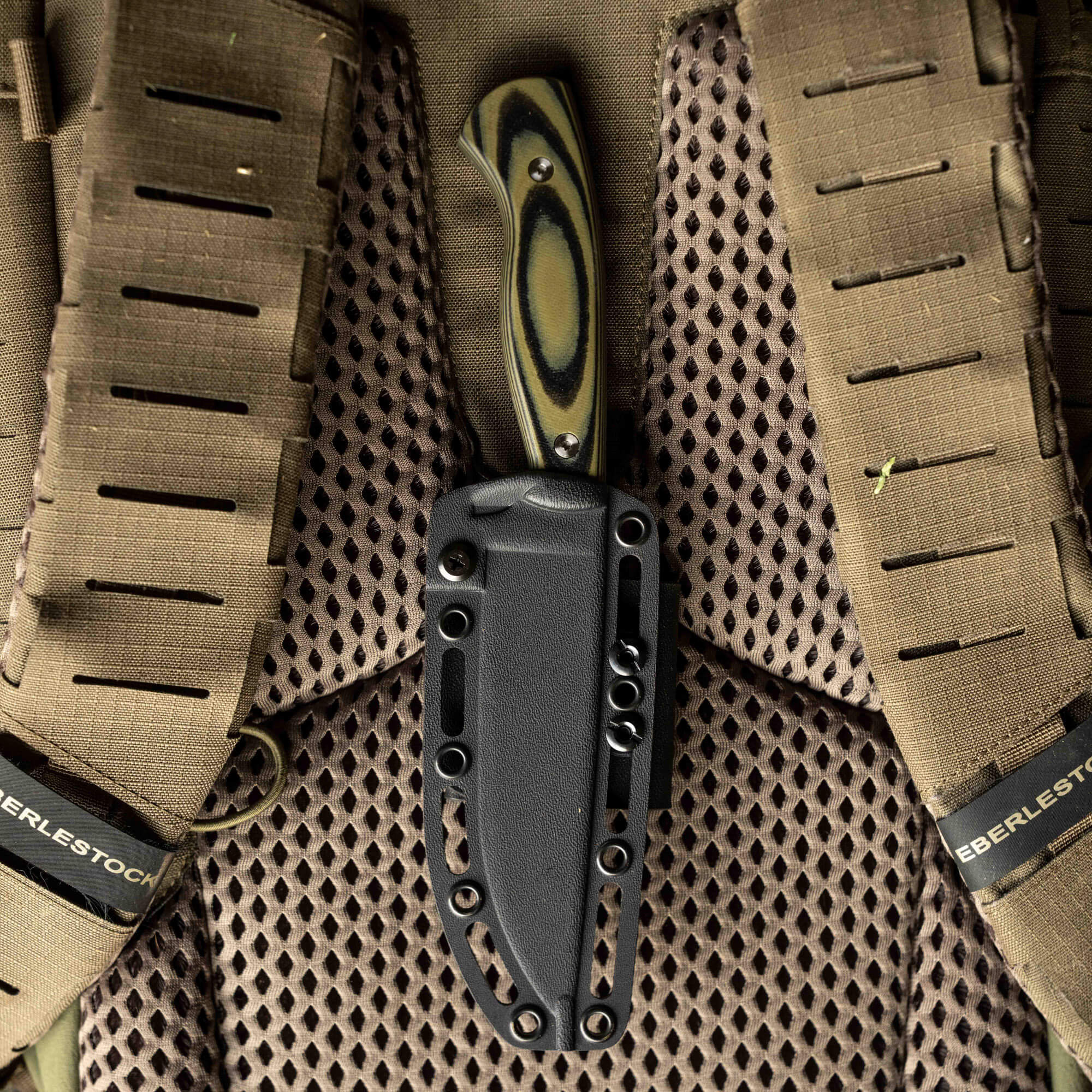 MAGNACUT SUPER CUB - DROP POINT HUNTER - GREEN & BLACK