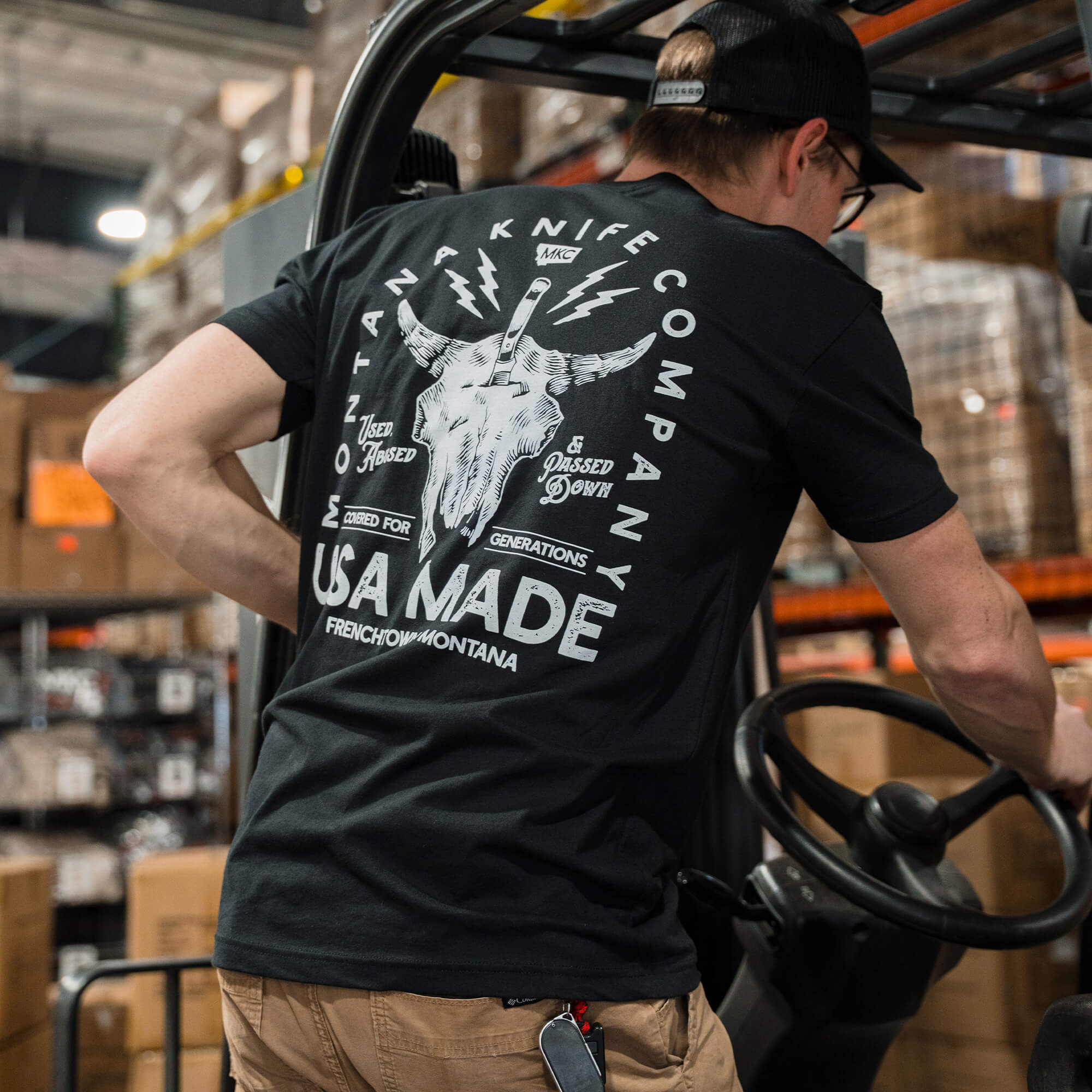 MKC BISON SKULL TEE - BLACK