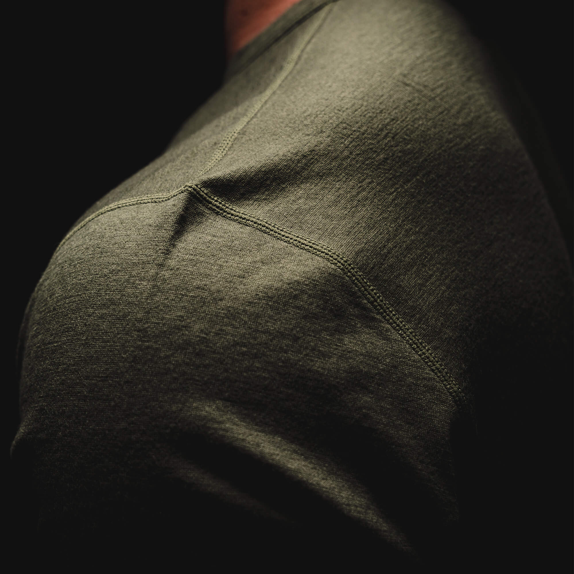 RANGE LINE PRO TEE - OLIVE