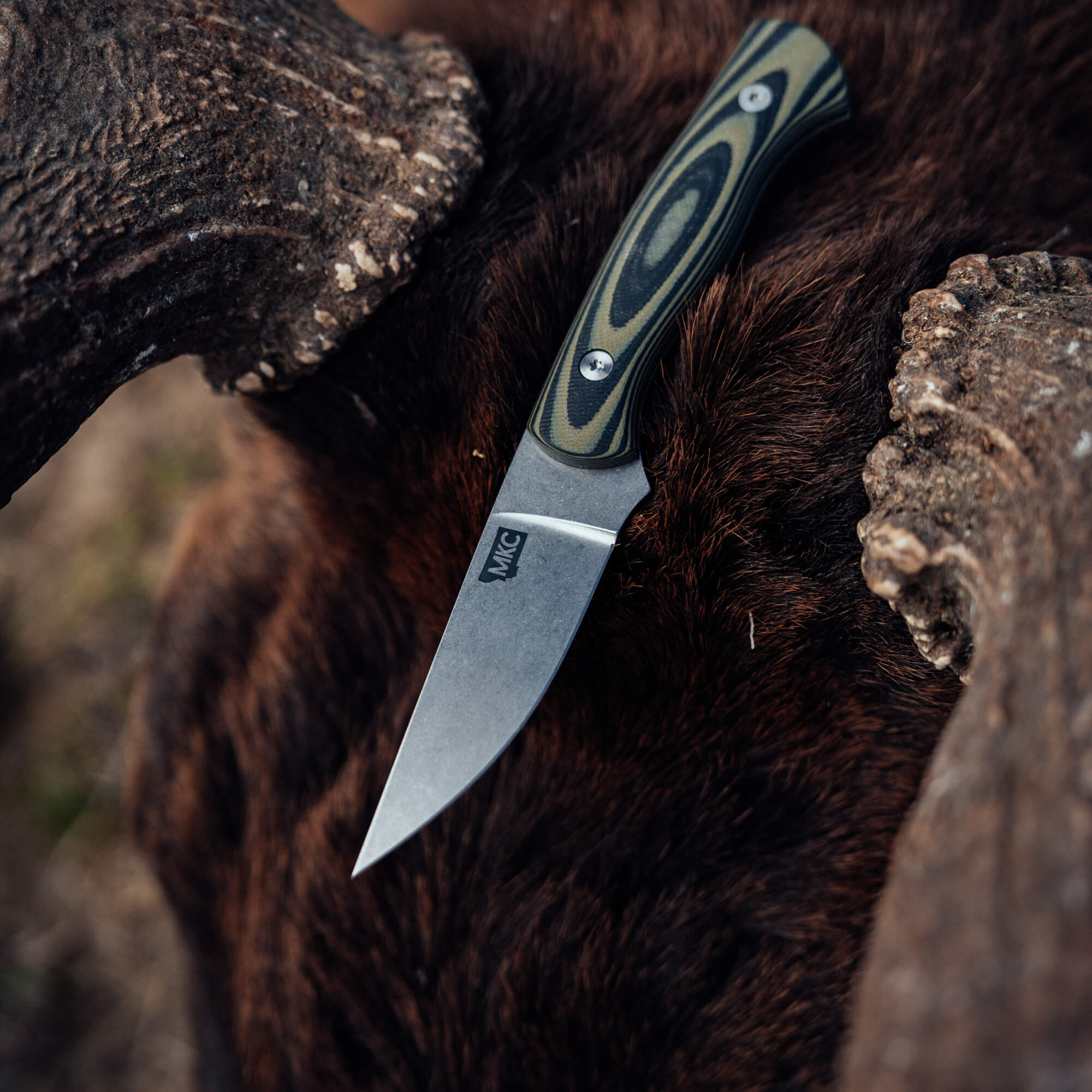 MAGNACUT BLACKFOOT 2.0 - GREEN & BLACK