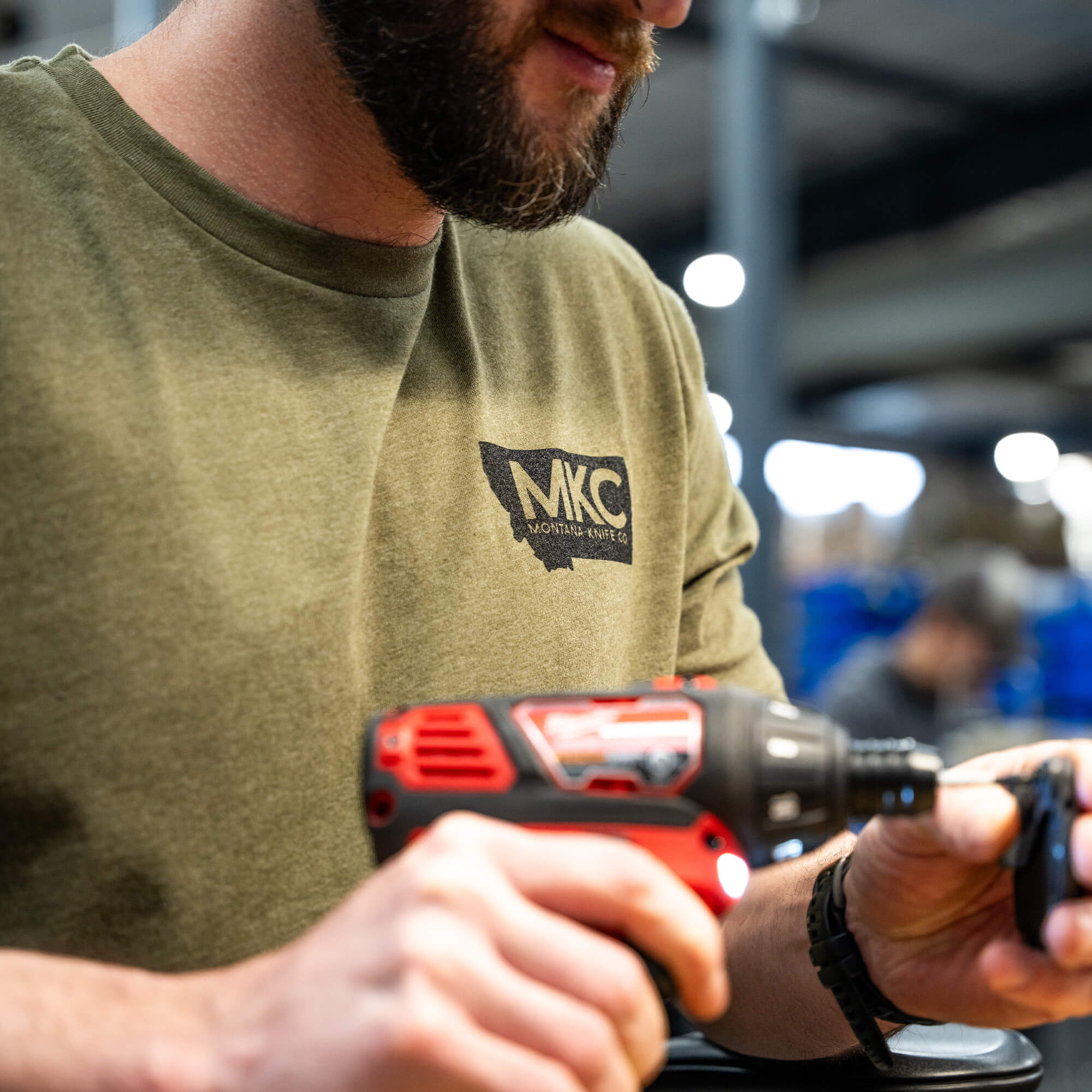 SPEEDGOAT SKULL TEE - OLIVE