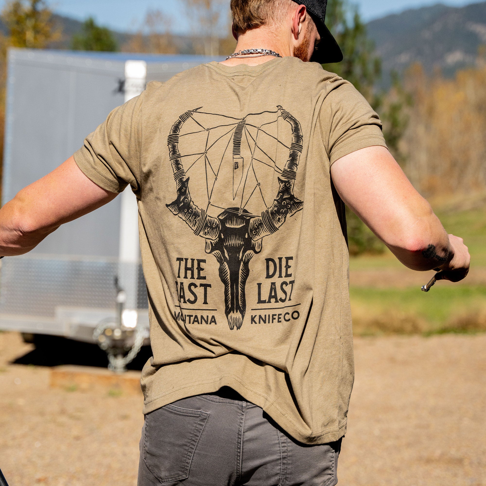 SPEEDGOAT SKULL TEE - MILITARY GREEN