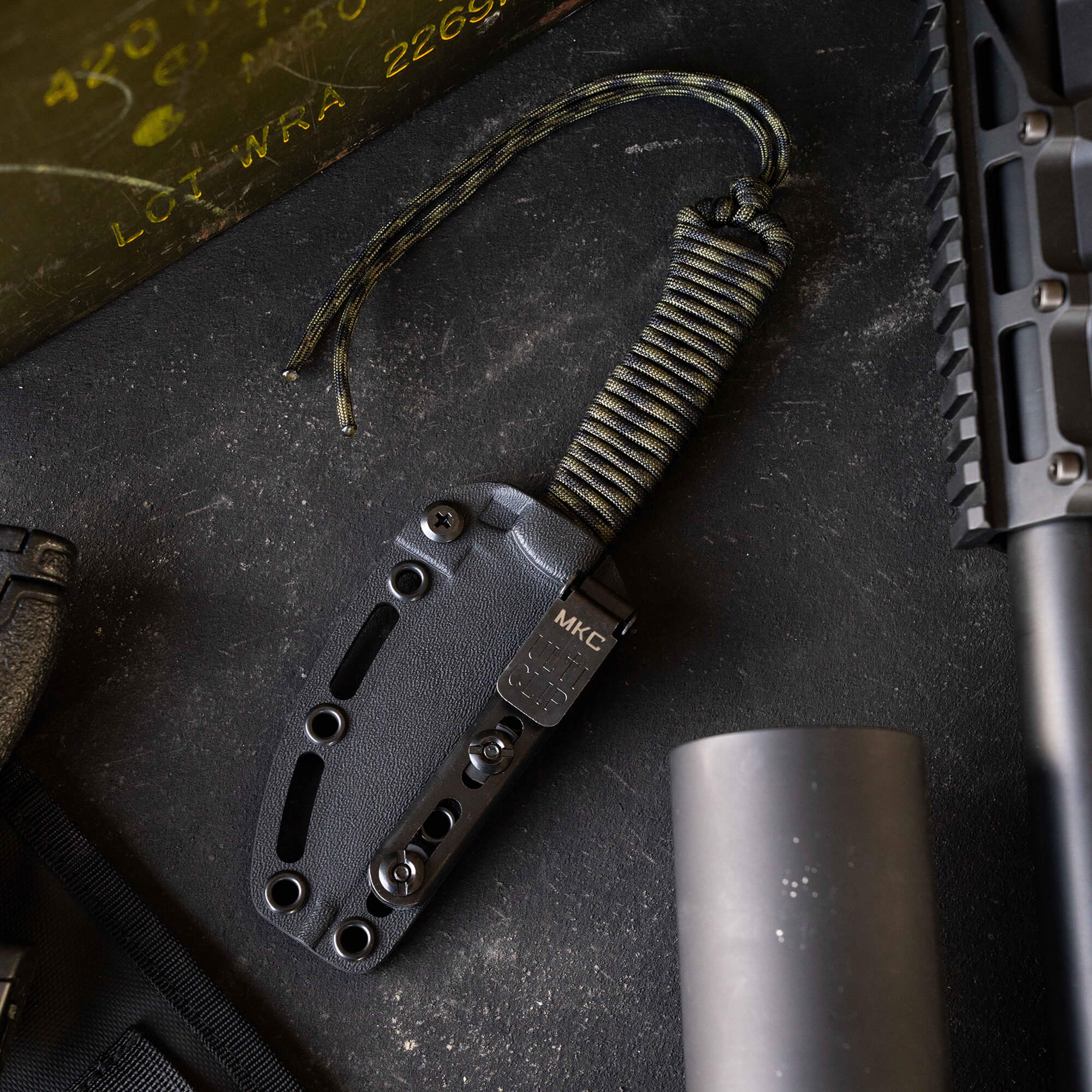 TACTICAL SPEEDGOAT - BLK/DARKCAM