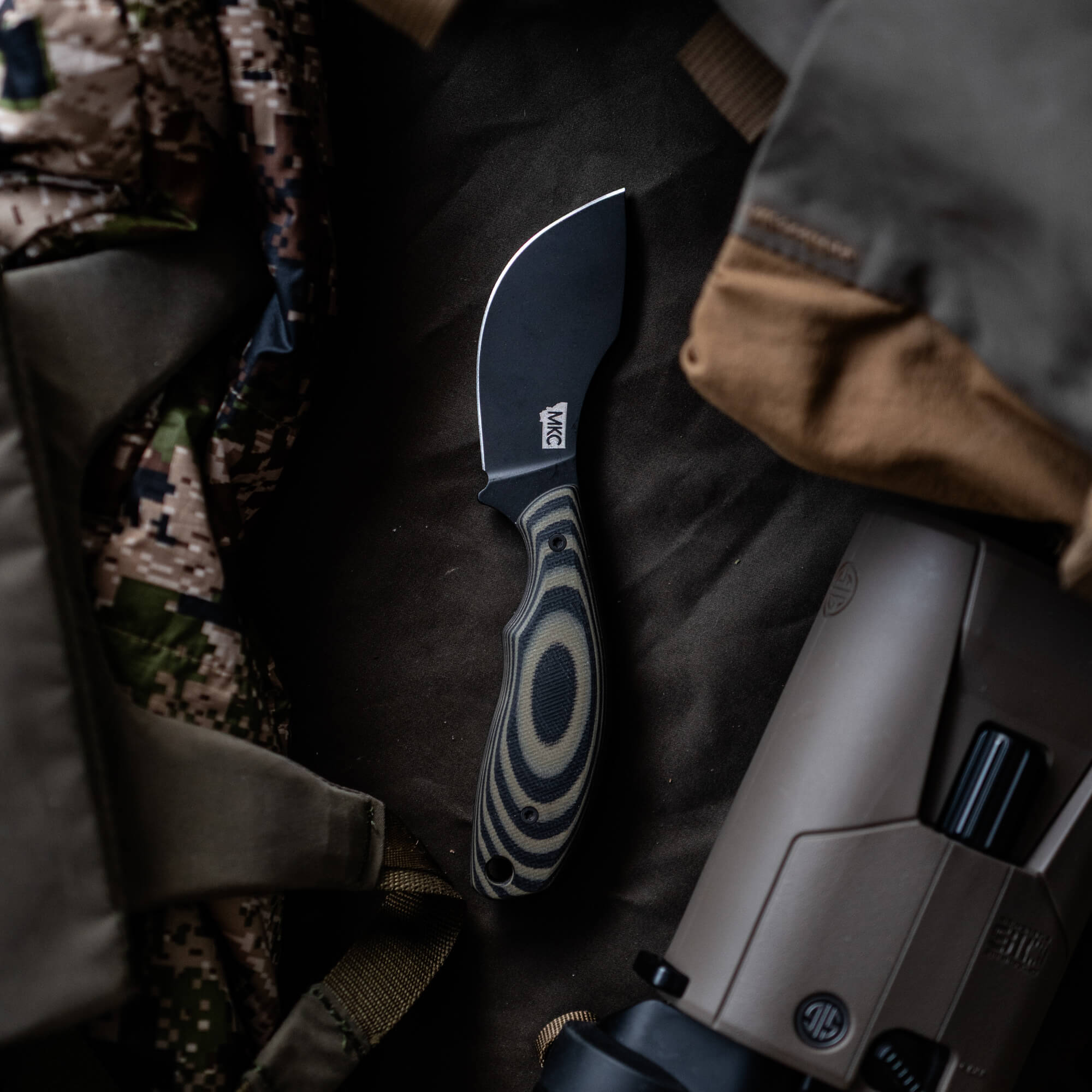 PACKOUT SKINNER - PVD - GREEN & BLACK