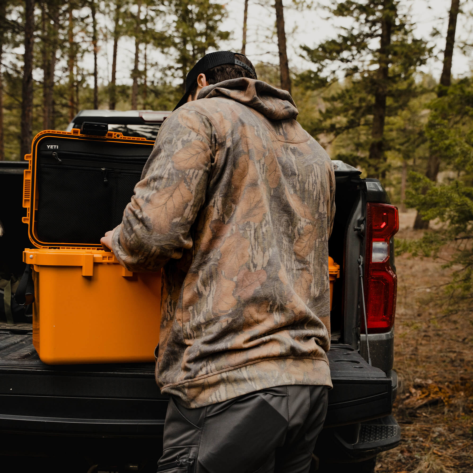 MKC x MOSSY OAK WASHED HOODIE - FALL FOLIAGE