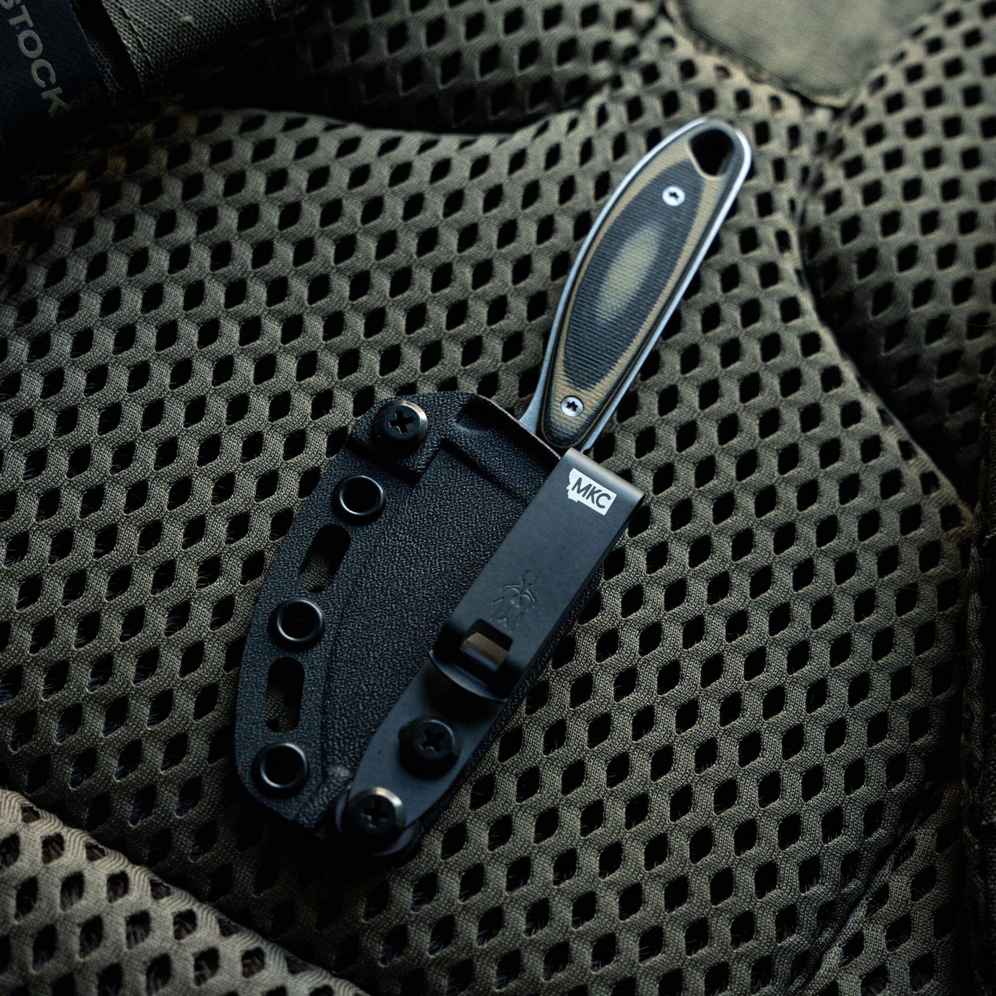 CASTLE ROCK - TAN & BLACK