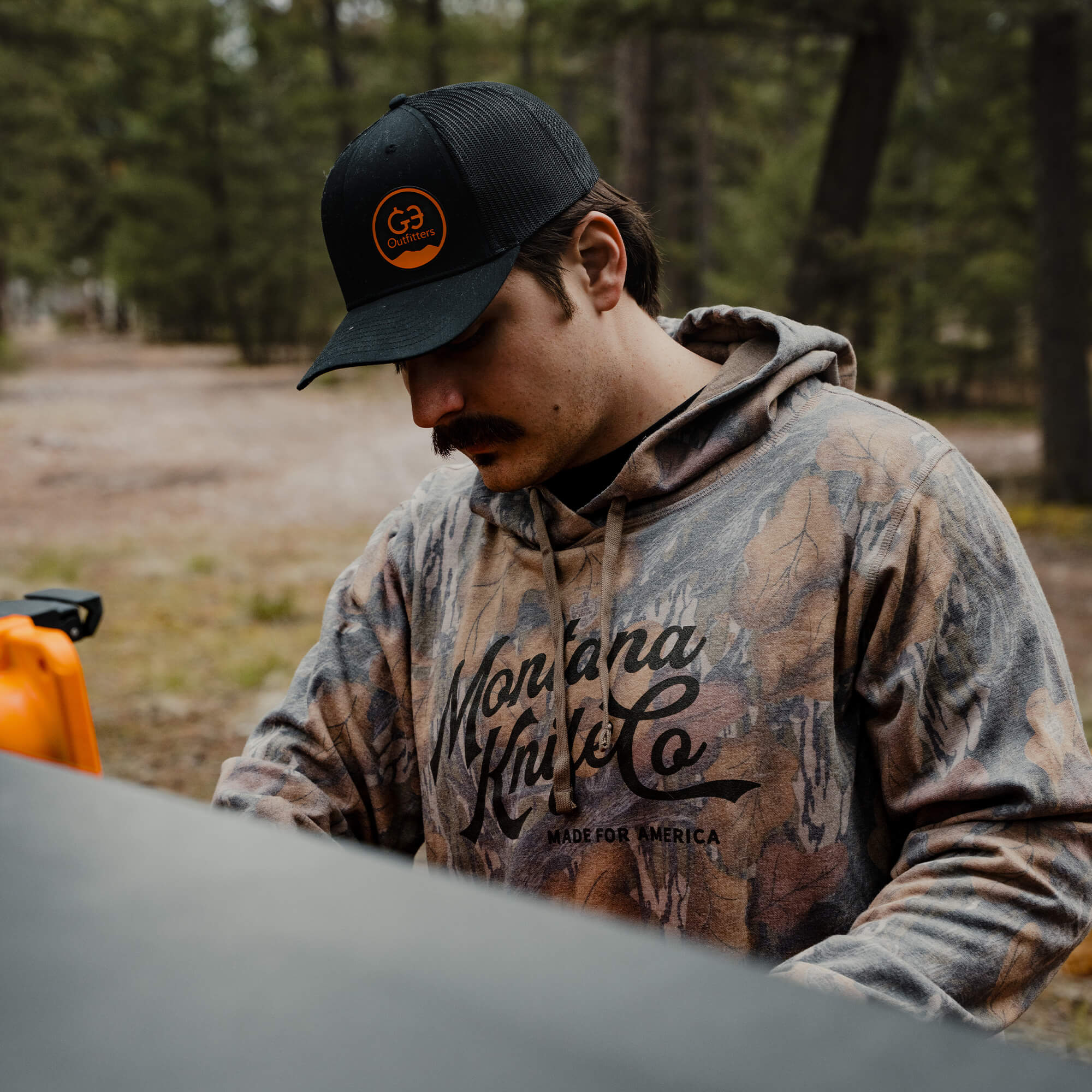 MKC x MOSSY OAK WASHED HOODIE - FALL FOLIAGE