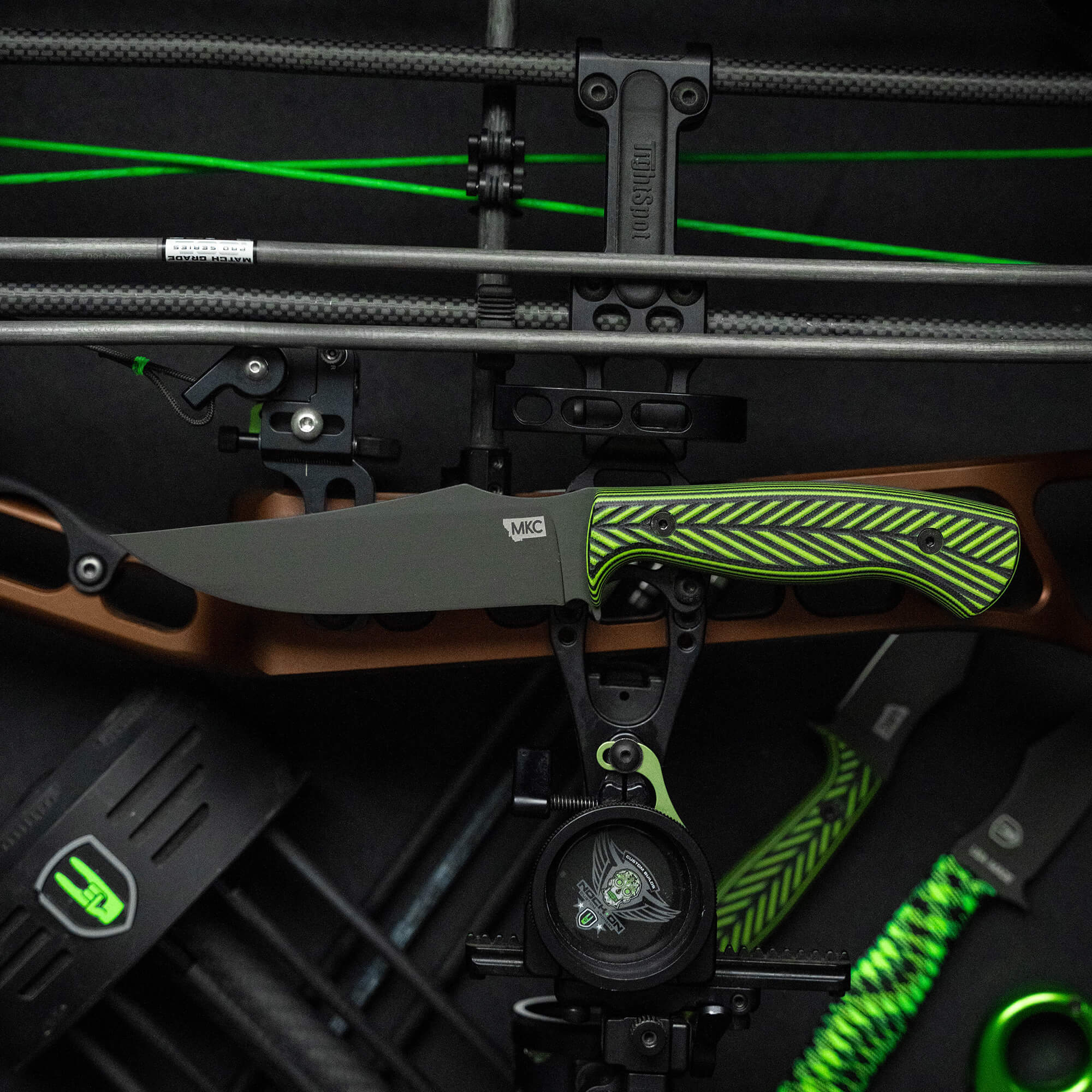 NOCK ON - TRIUMPH HUNTER XL - GREEN & BLACK