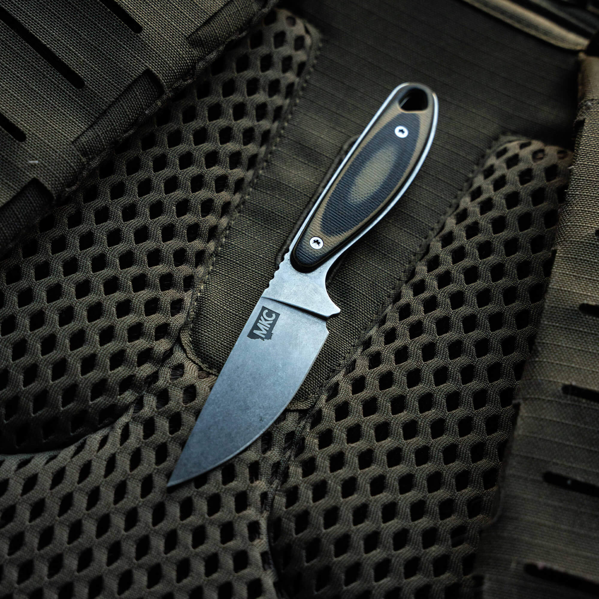 CASTLE ROCK - TAN & BLACK