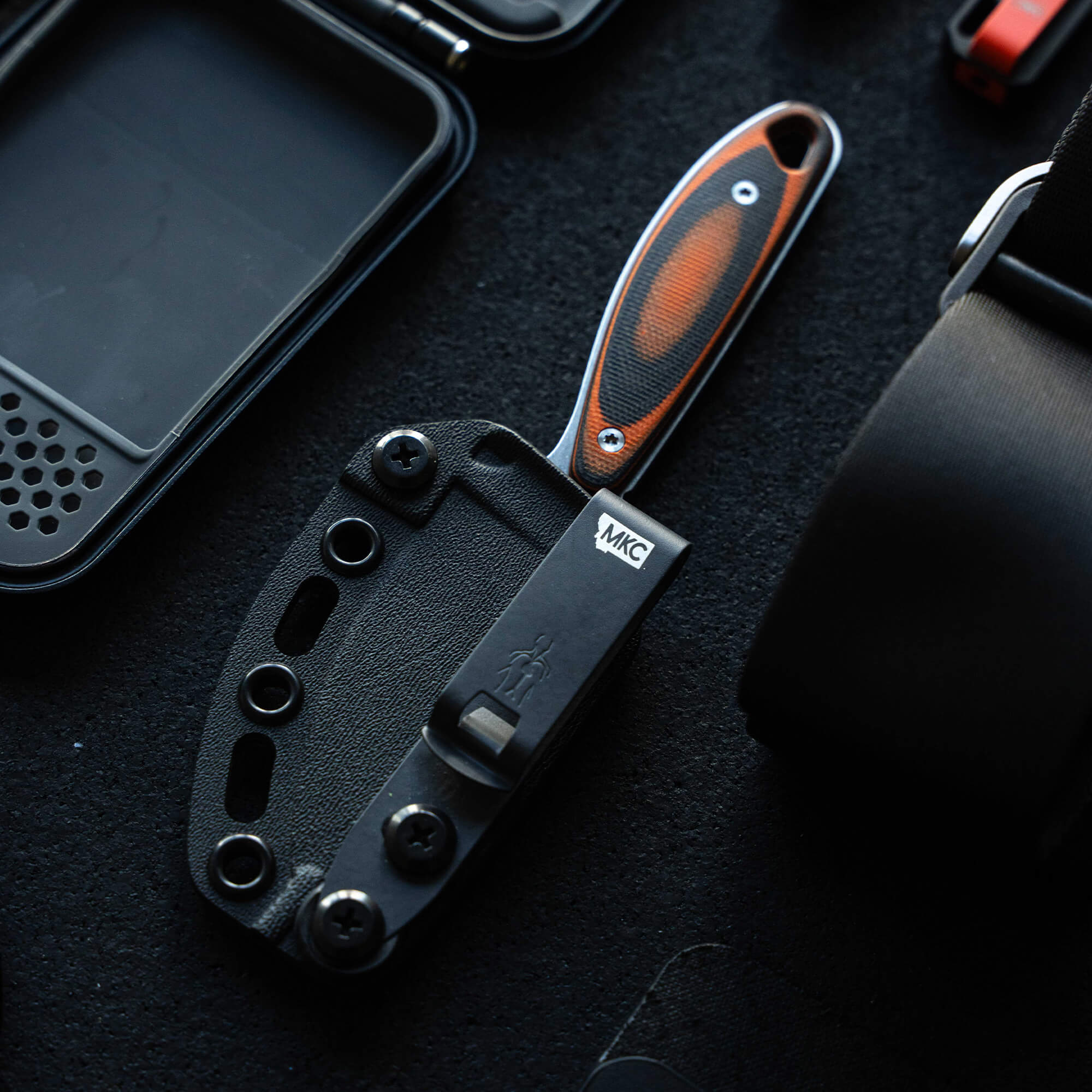 CASTLE ROCK - ORANGE & BLACK