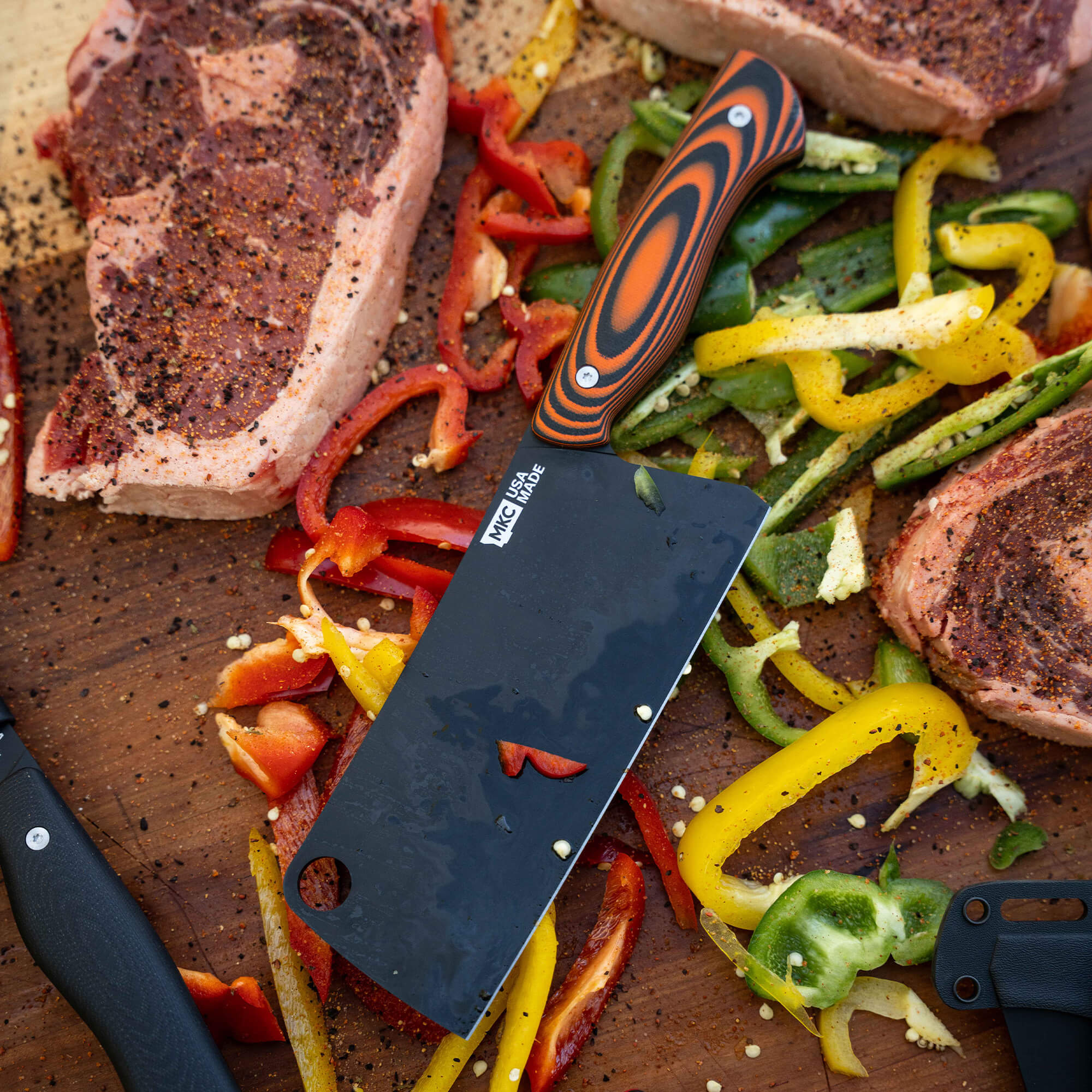 CATTLEMEN CLEAVER 2.0 - ORANGE & BLACK