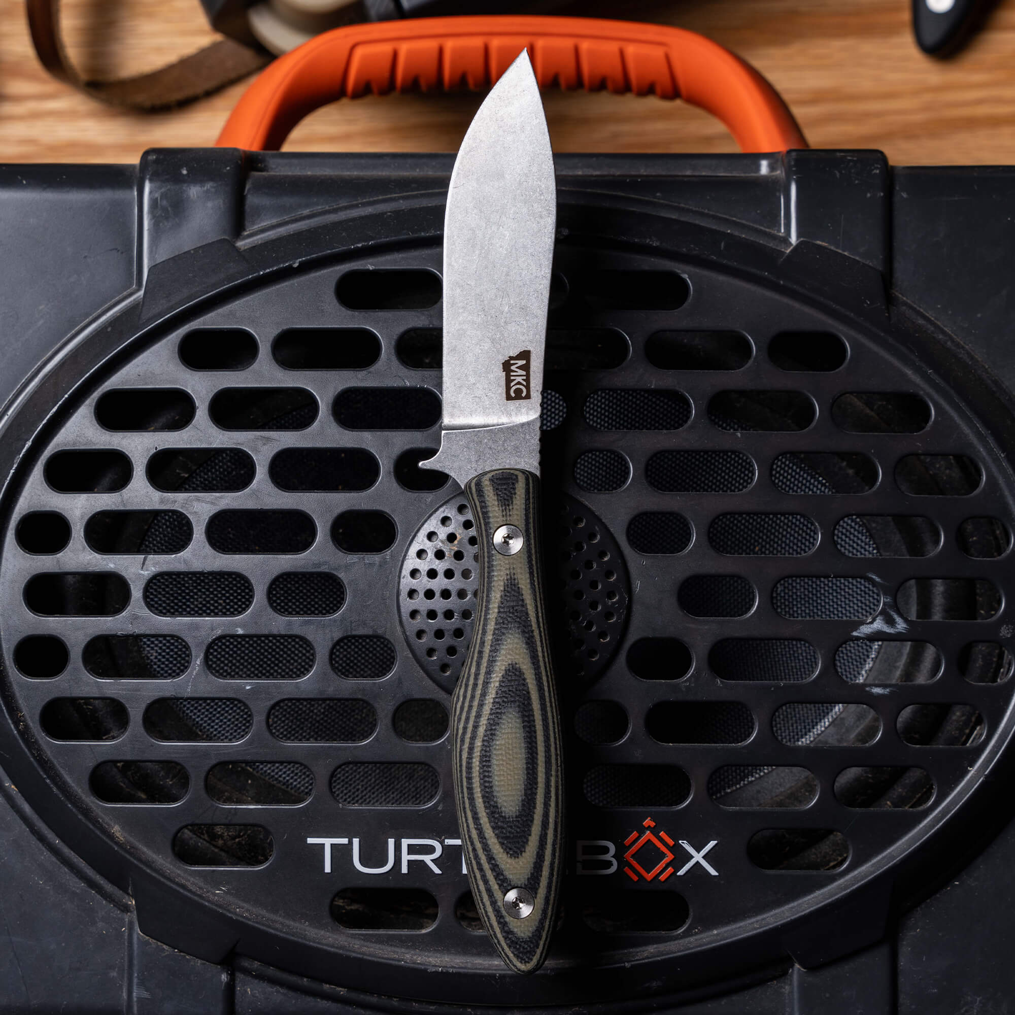 JACKSTONE - GREEN AND BLACK