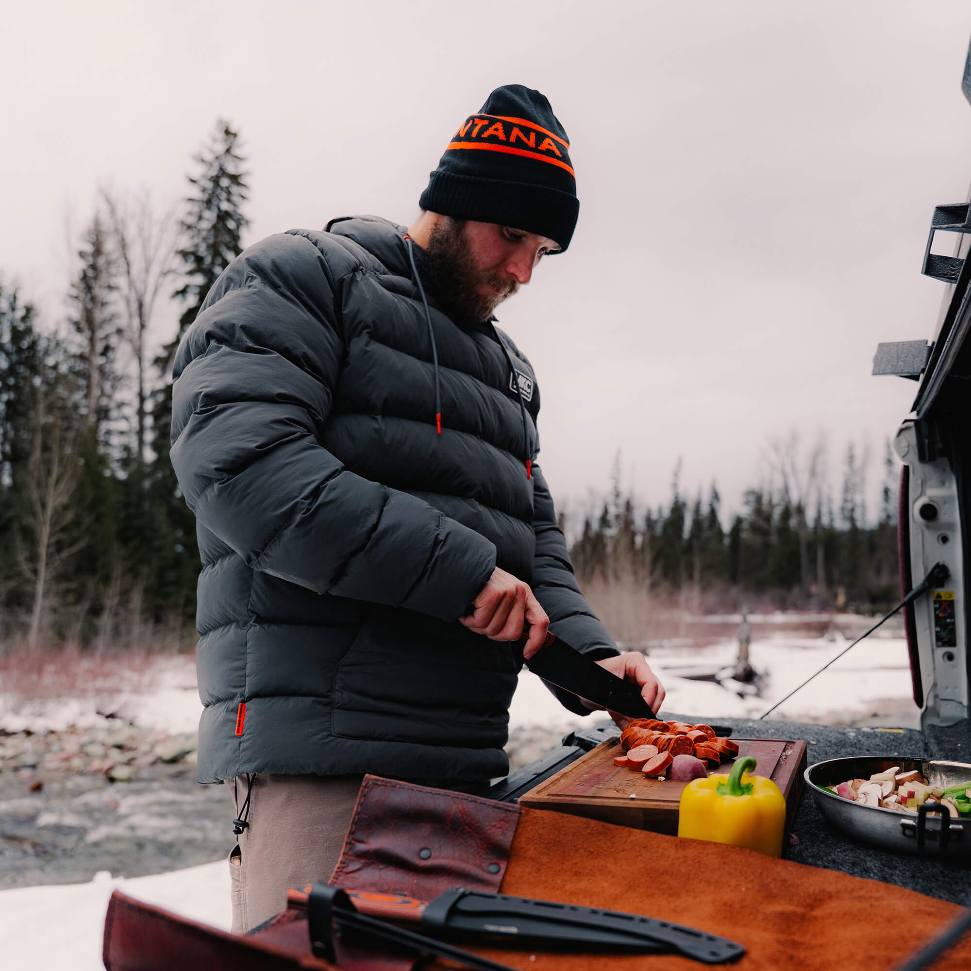 OBERLIN PULLOVER PUFFY JACKET - CHARCOAL