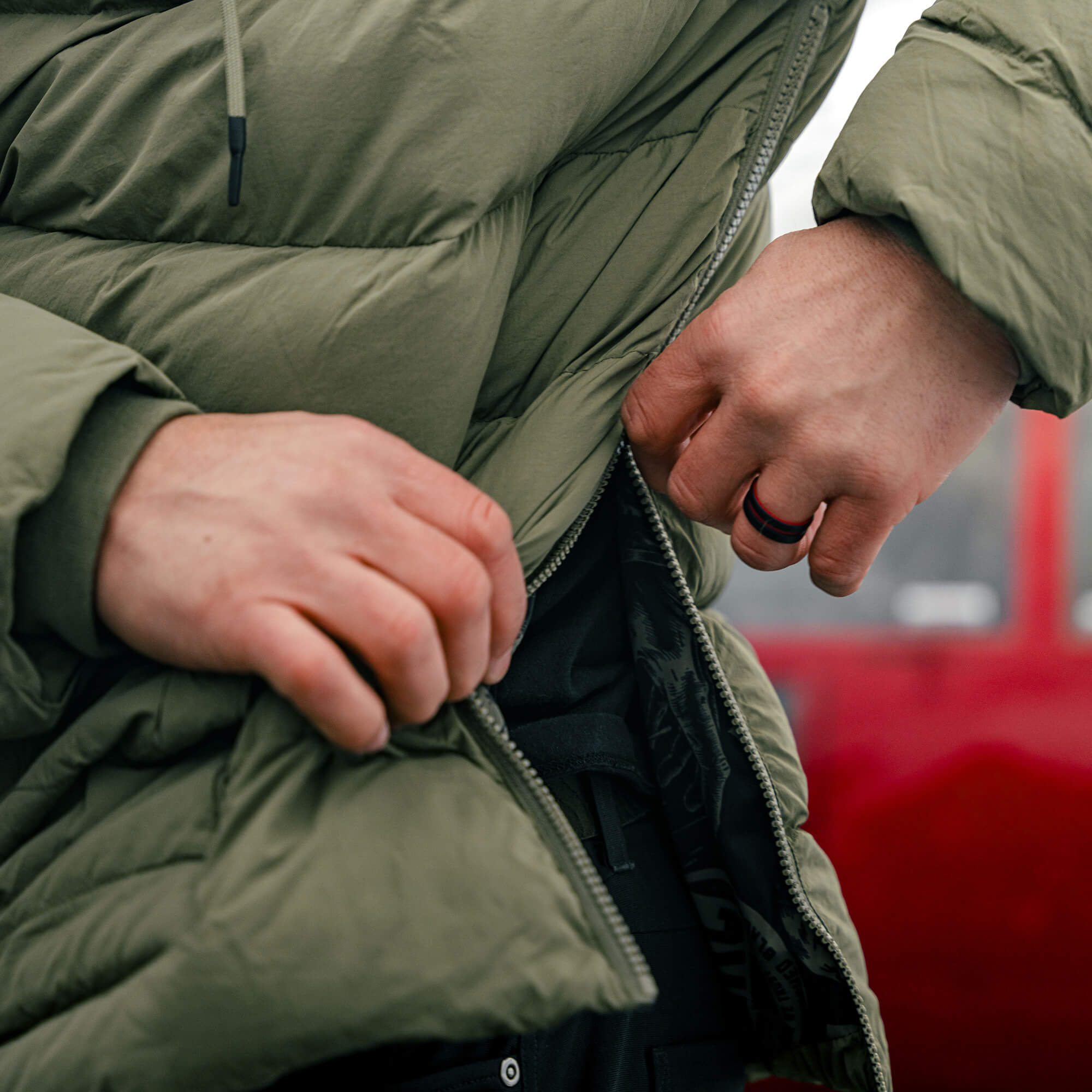 OBERLIN PULLOVER PUFFY JACKET - OLIVE