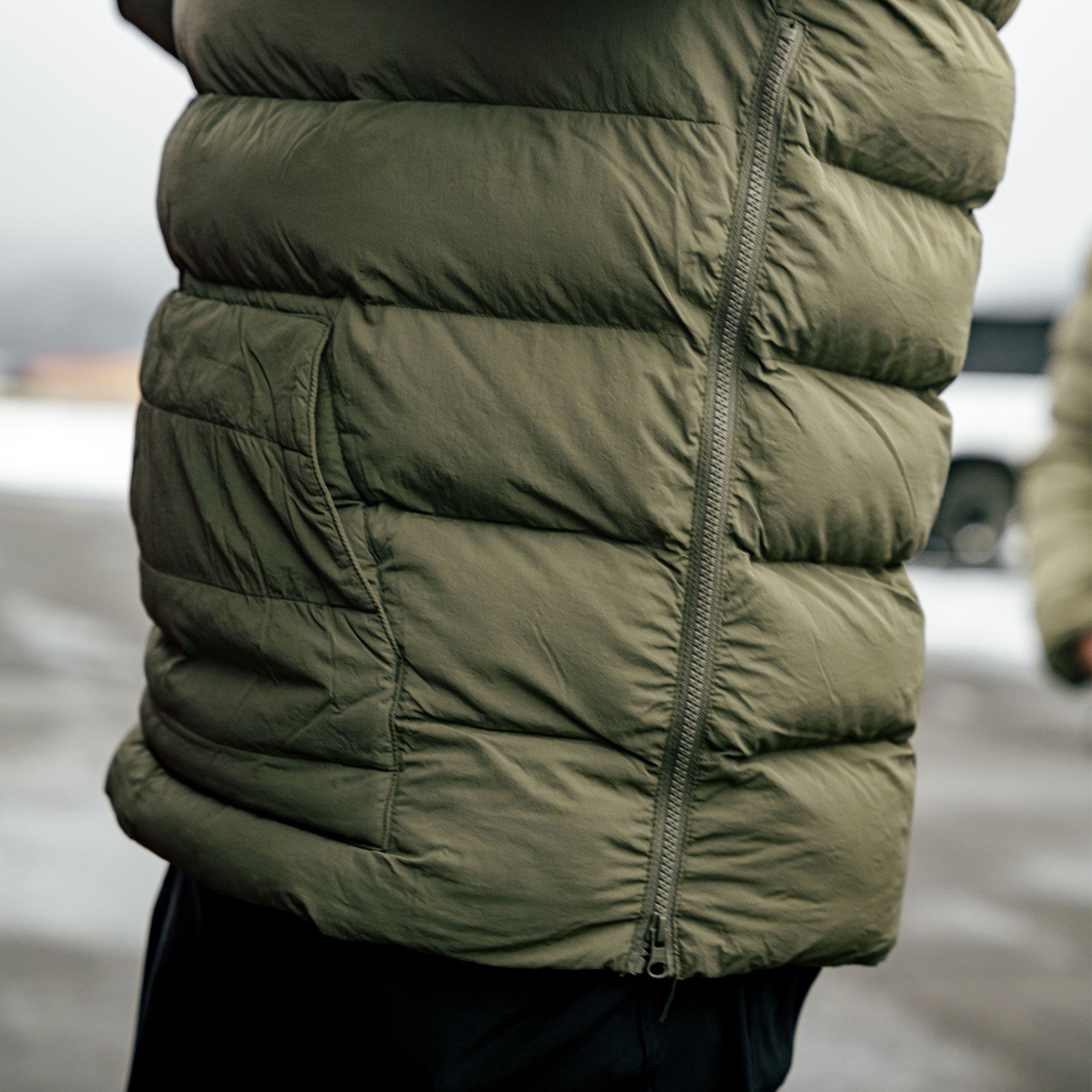 OBERLIN PULLOVER PUFFY JACKET - OLIVE