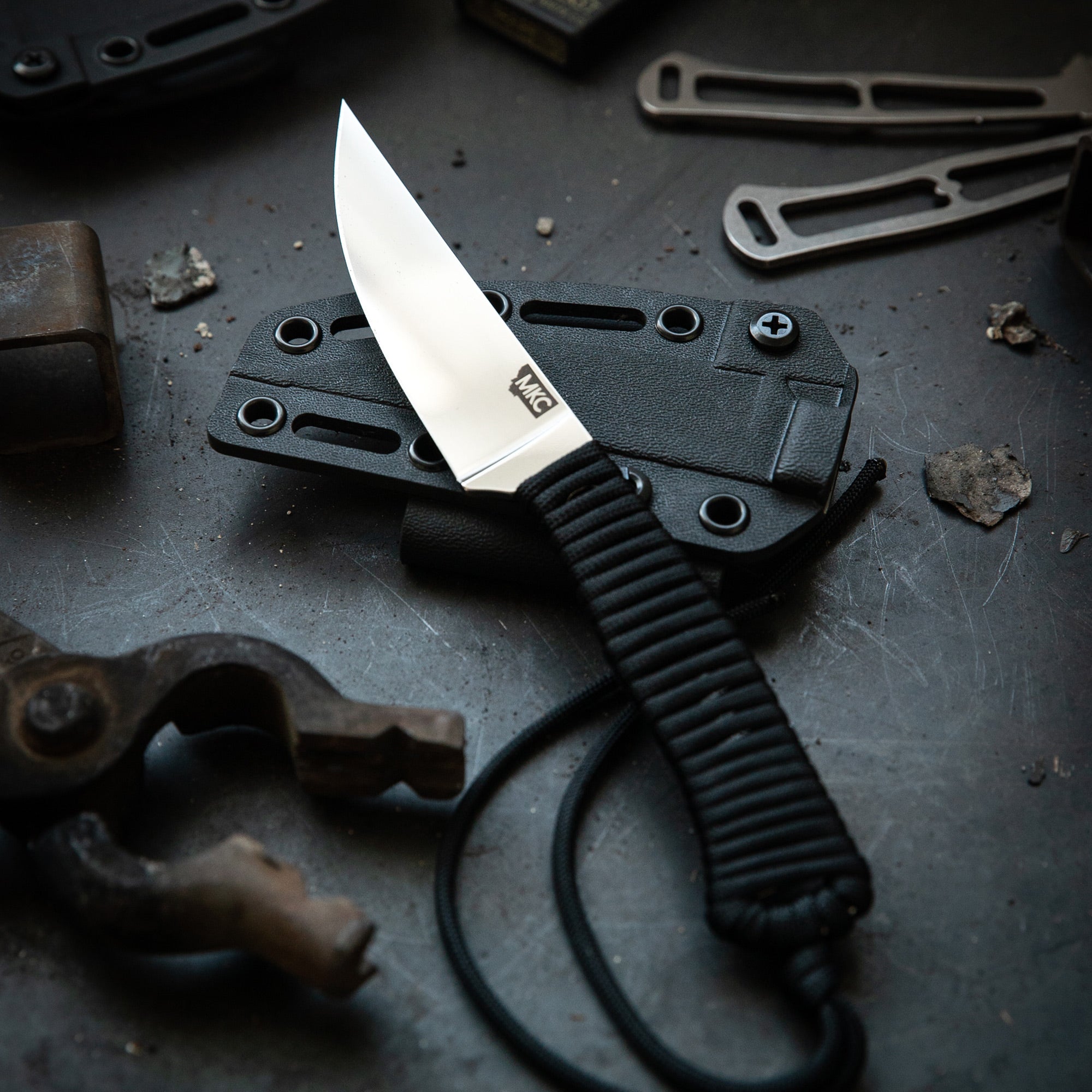 MAGNACUT SPEEDGOAT - BLACK