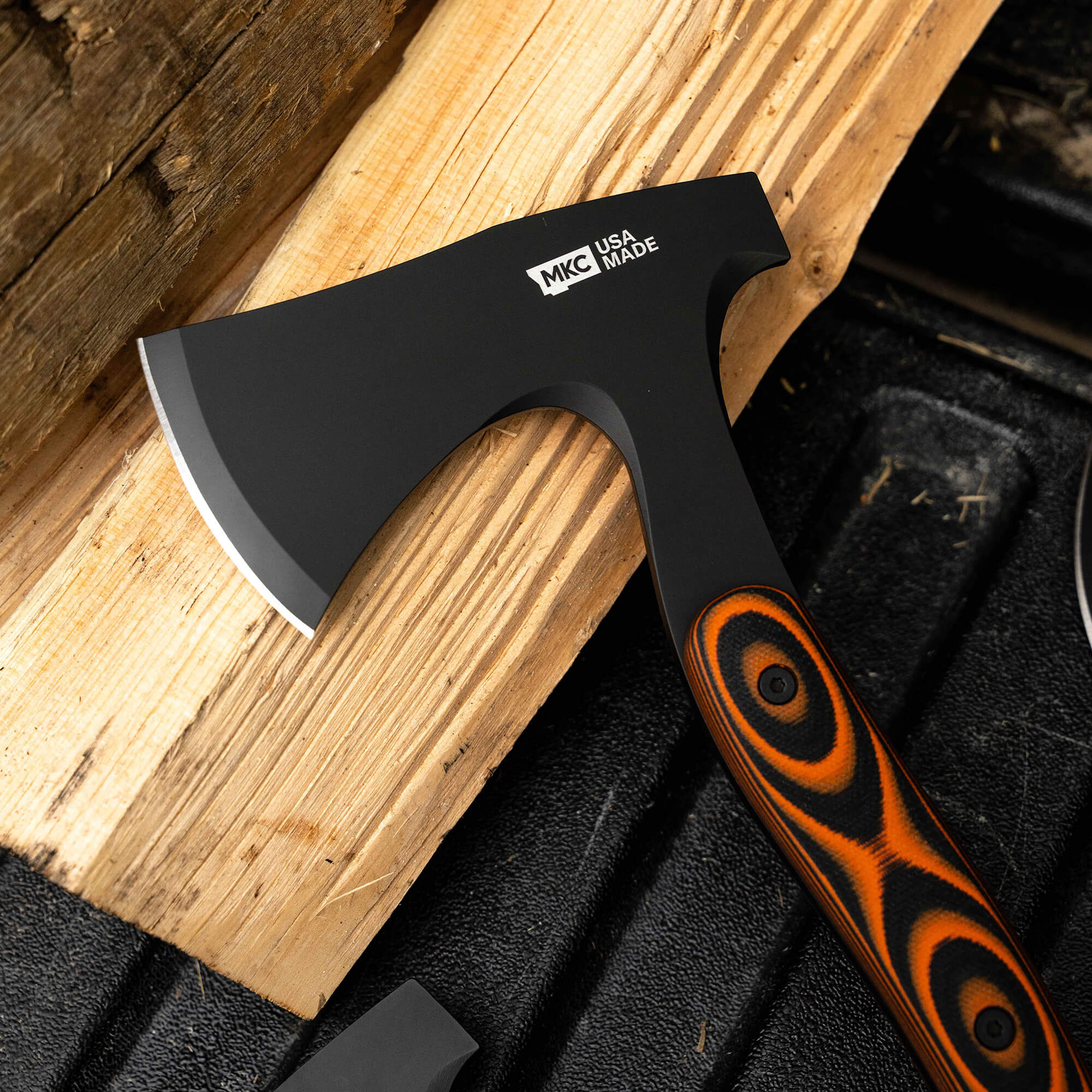 HELLGATE HATCHET - ORANGE & BLACK