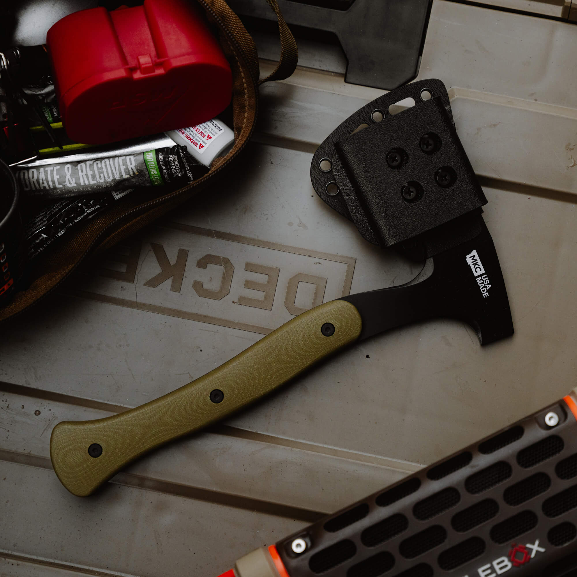 HELLGATE HATCHET - OLIVE
