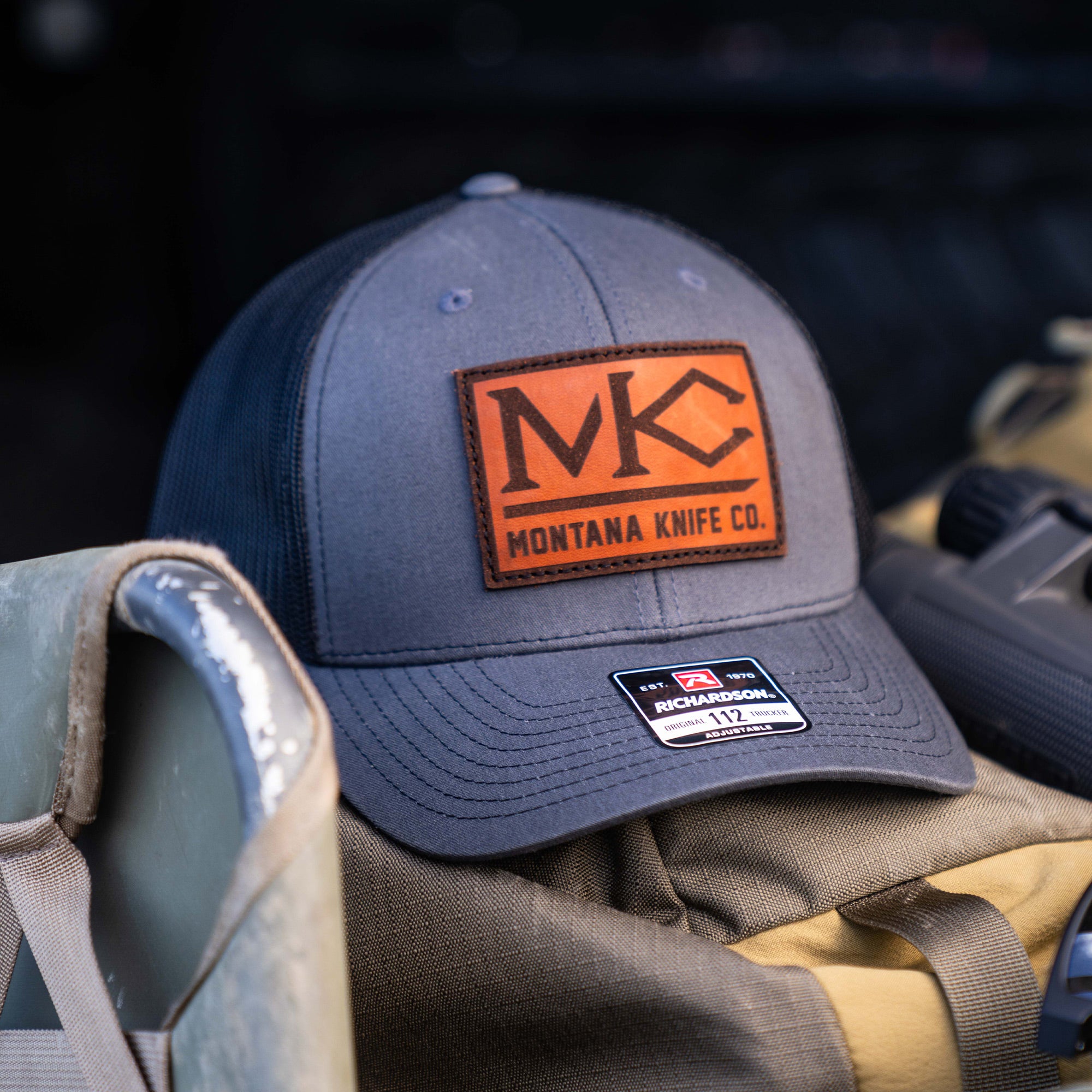 MKC BRANDED LOGO LEATHER PATCH HAT - GREY