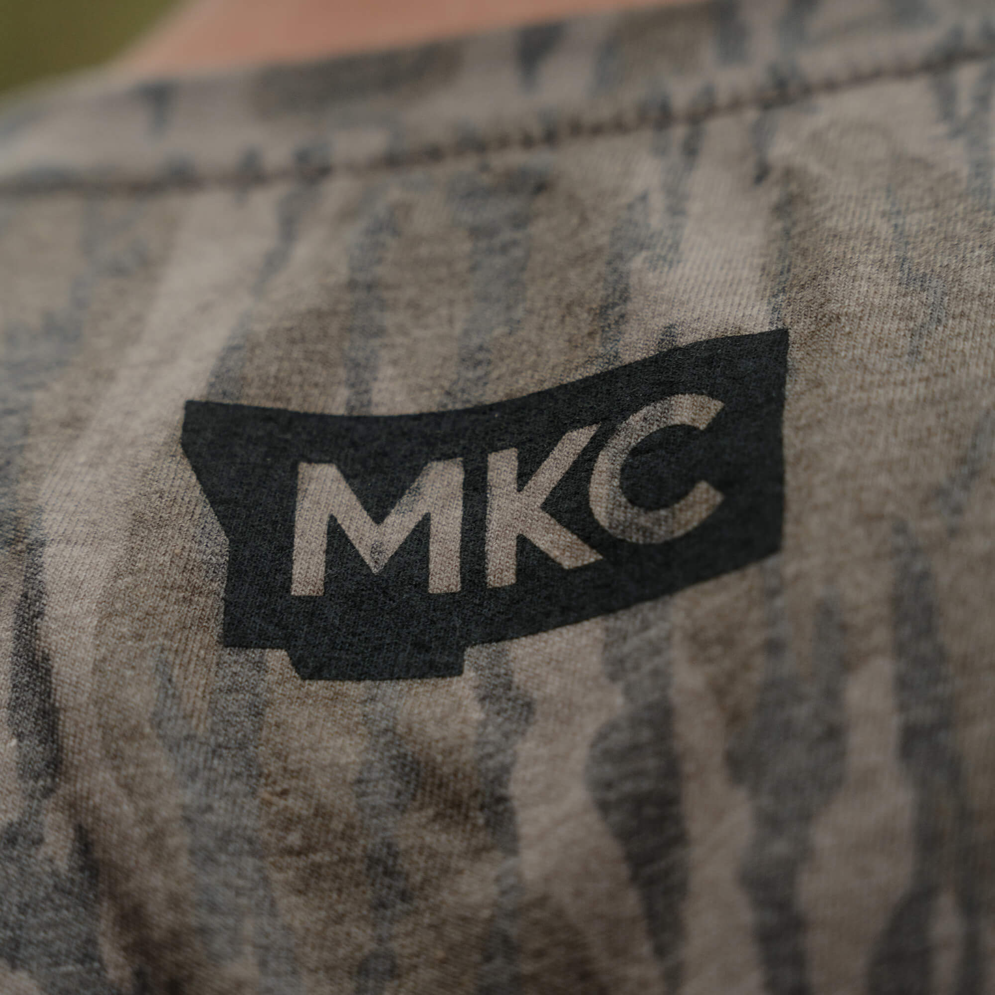 MKC x MOSSY OAK WASHED TEE - BOTTOMLAND