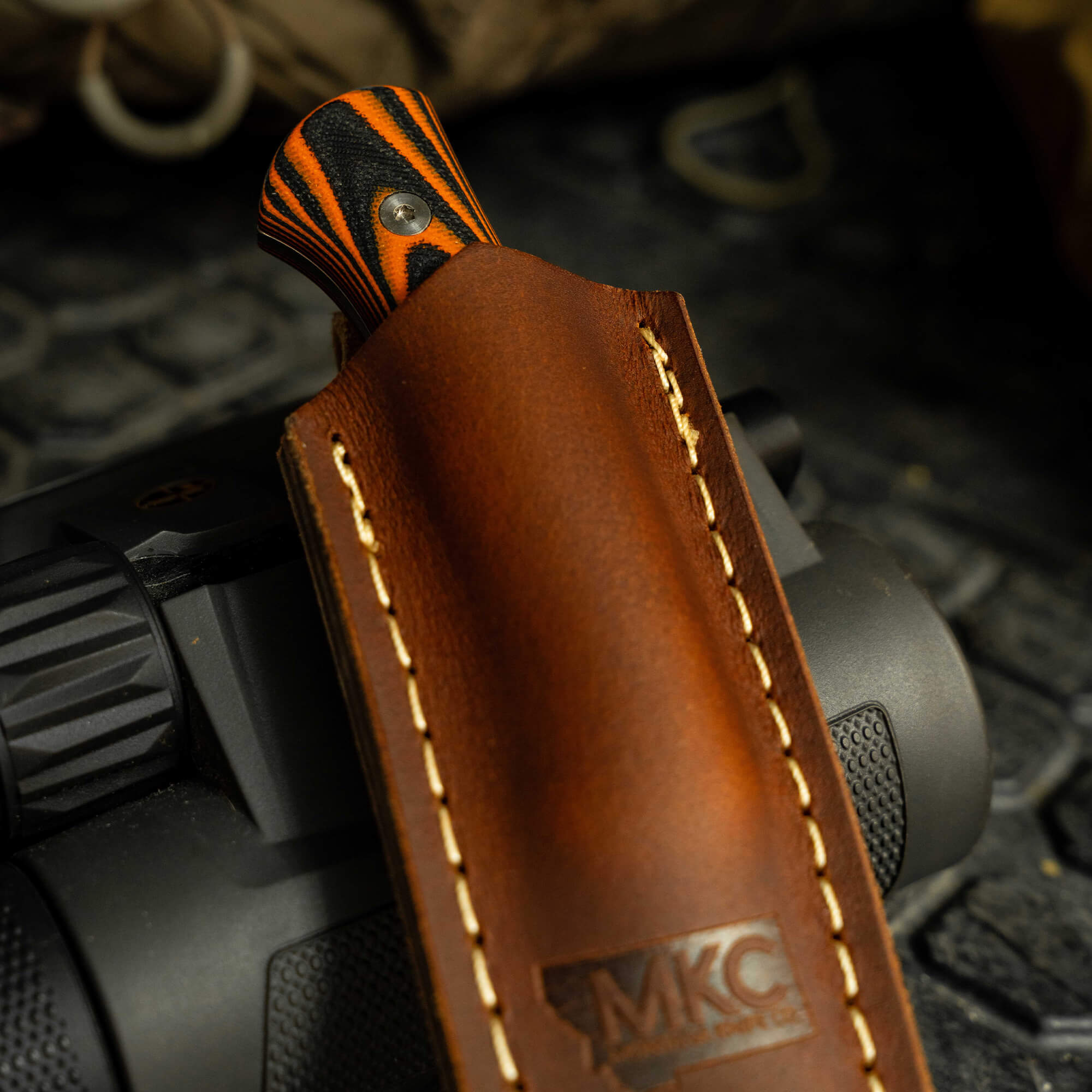 BLACKFOOT 2.0 LEATHER SHEATH - VERTICAL CARRY