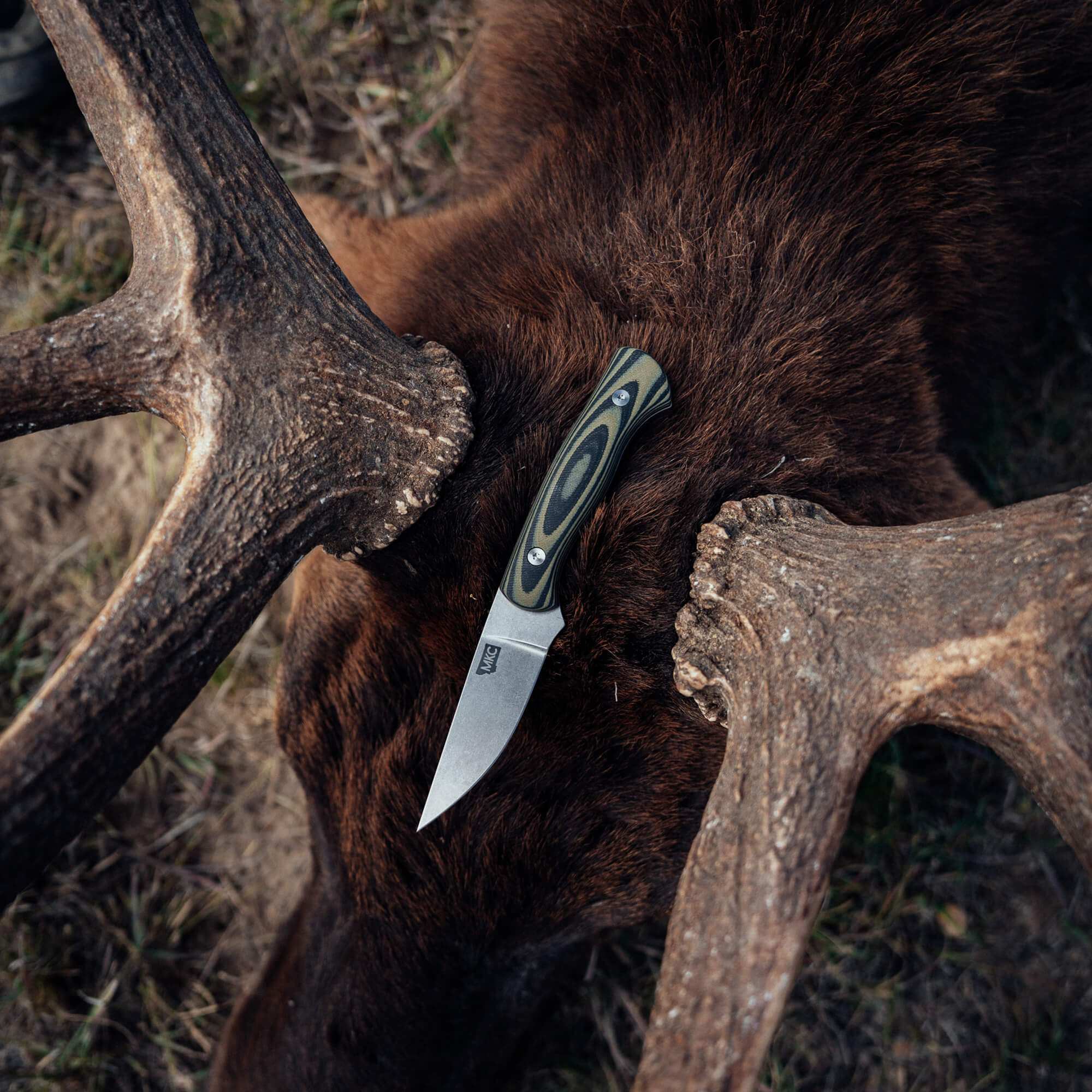 MAGNACUT BLACKFOOT 2.0 - GREEN & BLACK