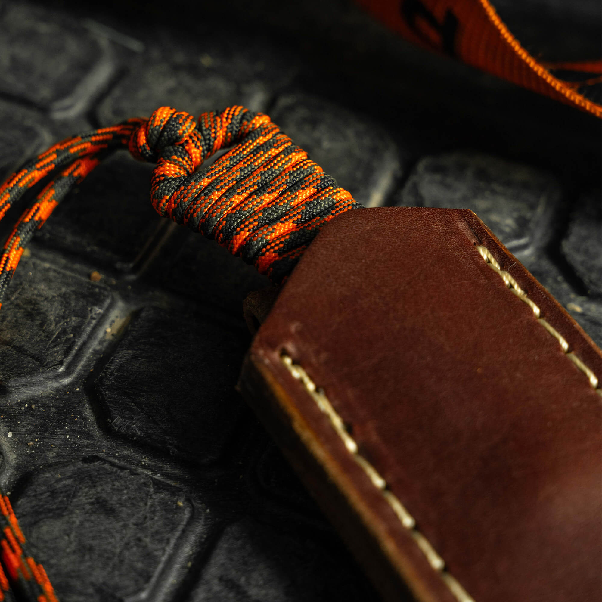 STONED GOAT 2.0 LEATHER SHEATH - VERTICAL BELT CARRY