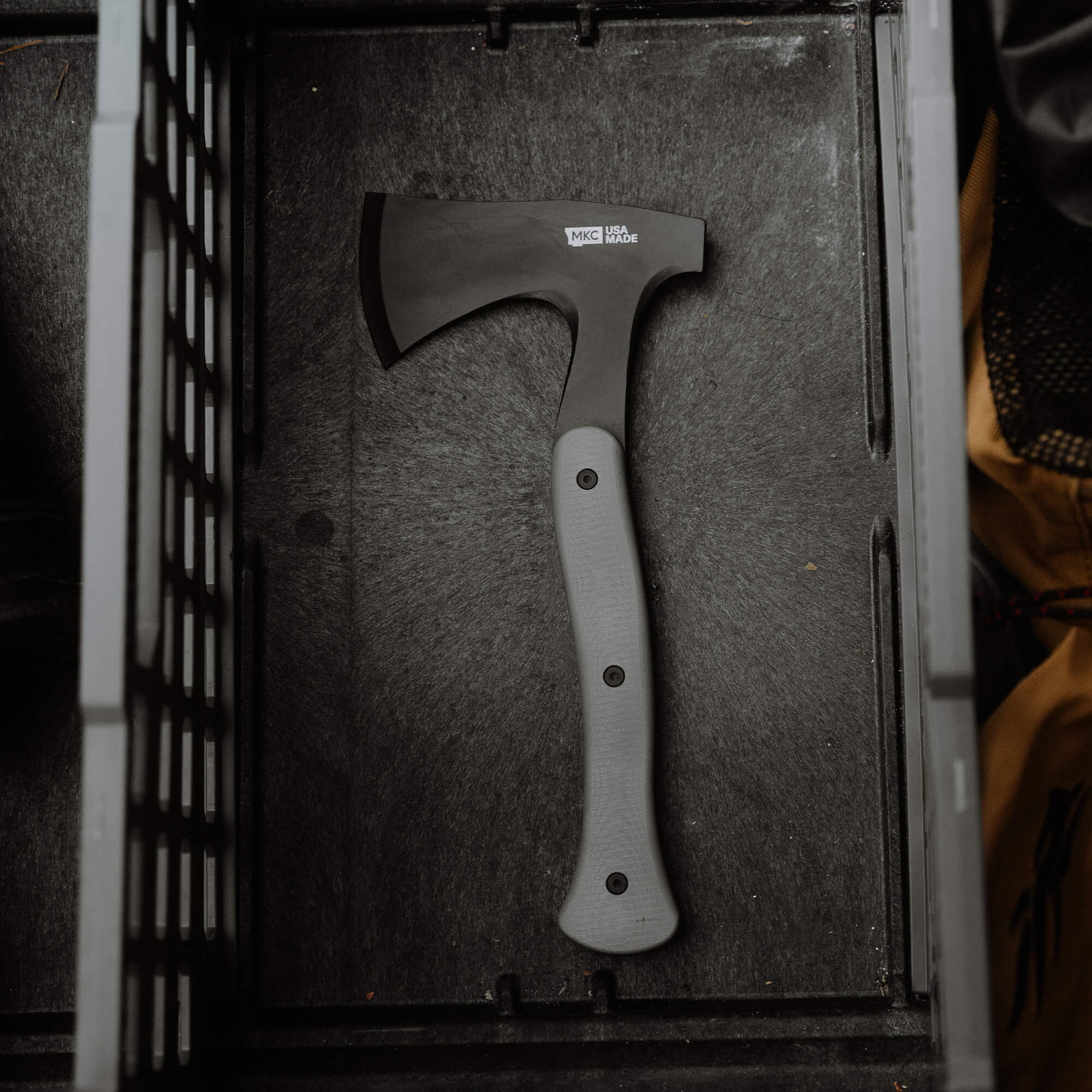 HELLGATE HATCHET - GREY