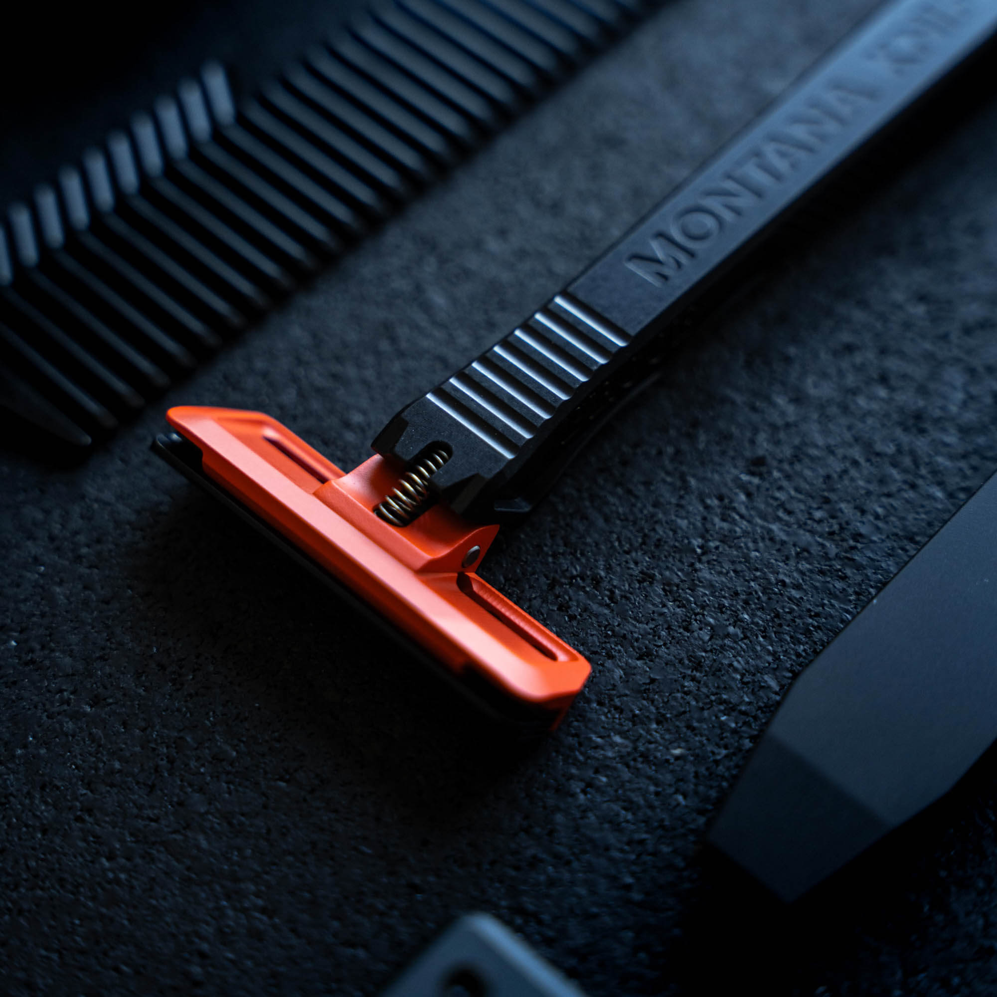 MKC X PROOF EDC RAZOR 2.0