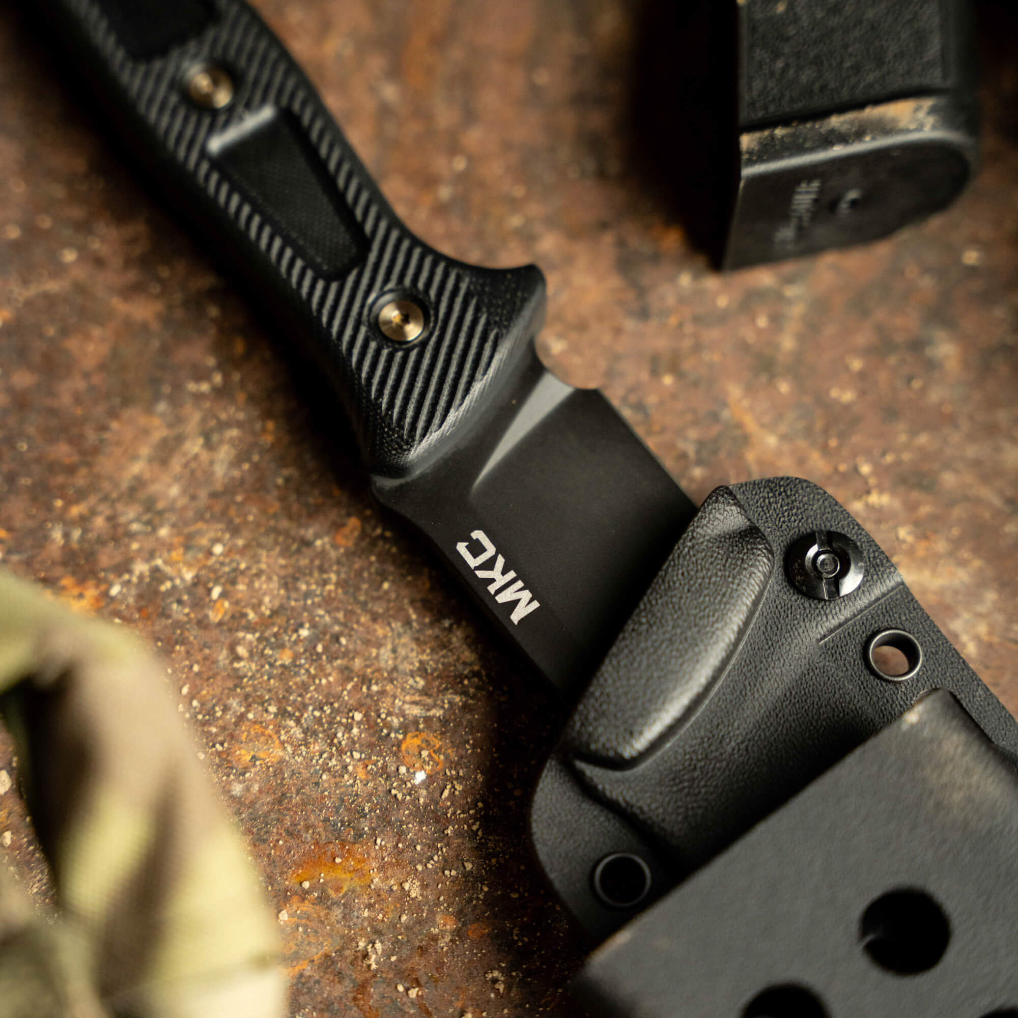 SERE25 - BLK/BLK