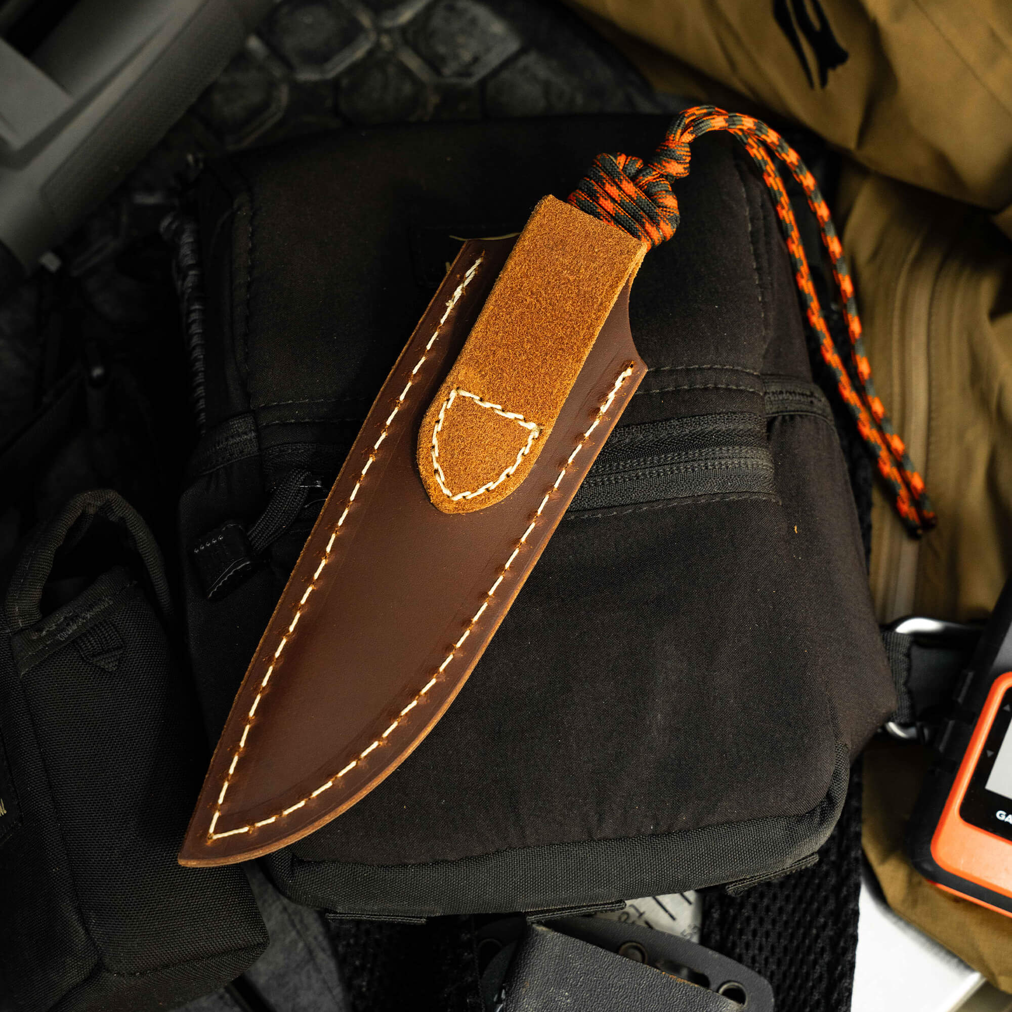 STONED GOAT 2.0 LEATHER SHEATH - VERTICAL BELT CARRY