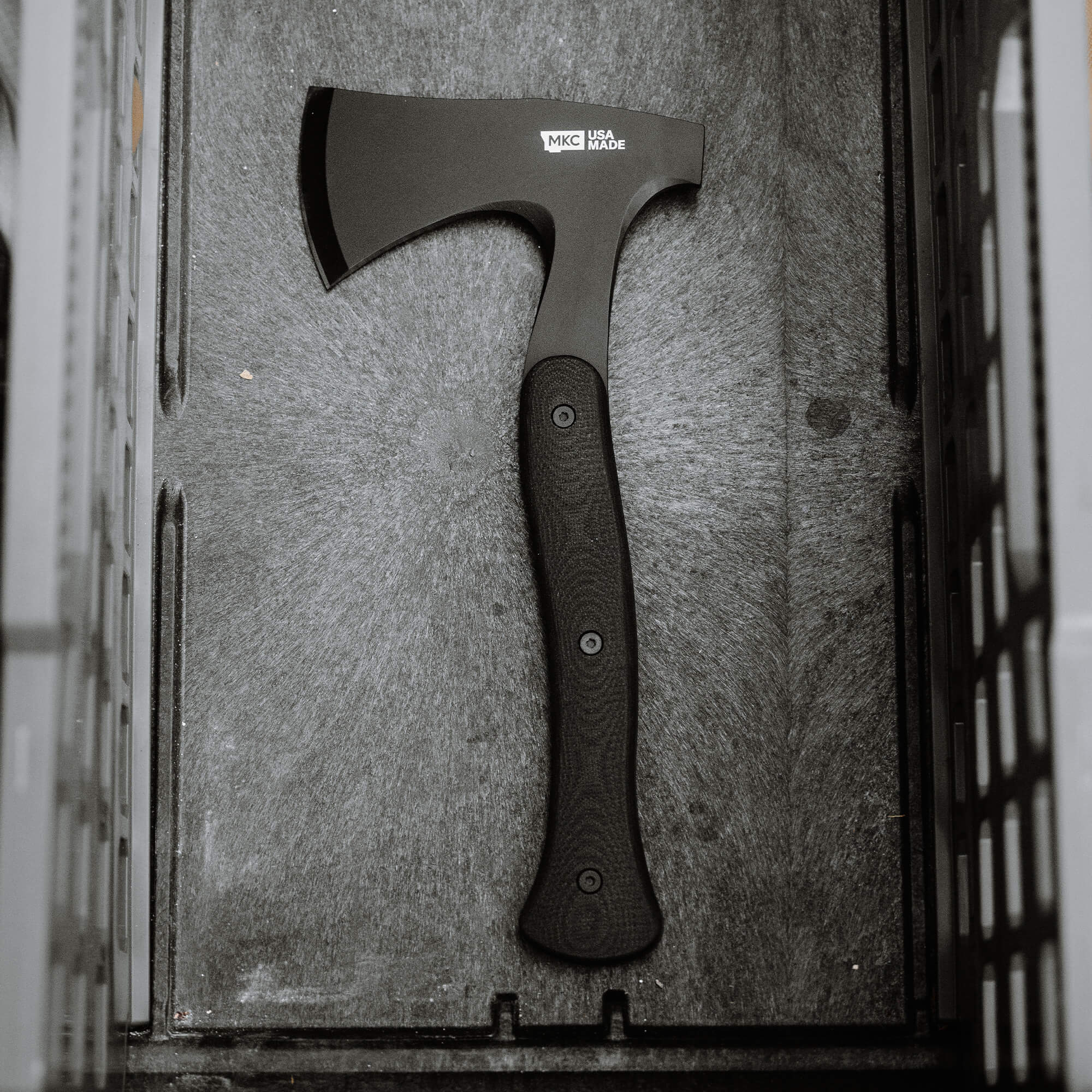 HELLGATE HATCHET - BLACK