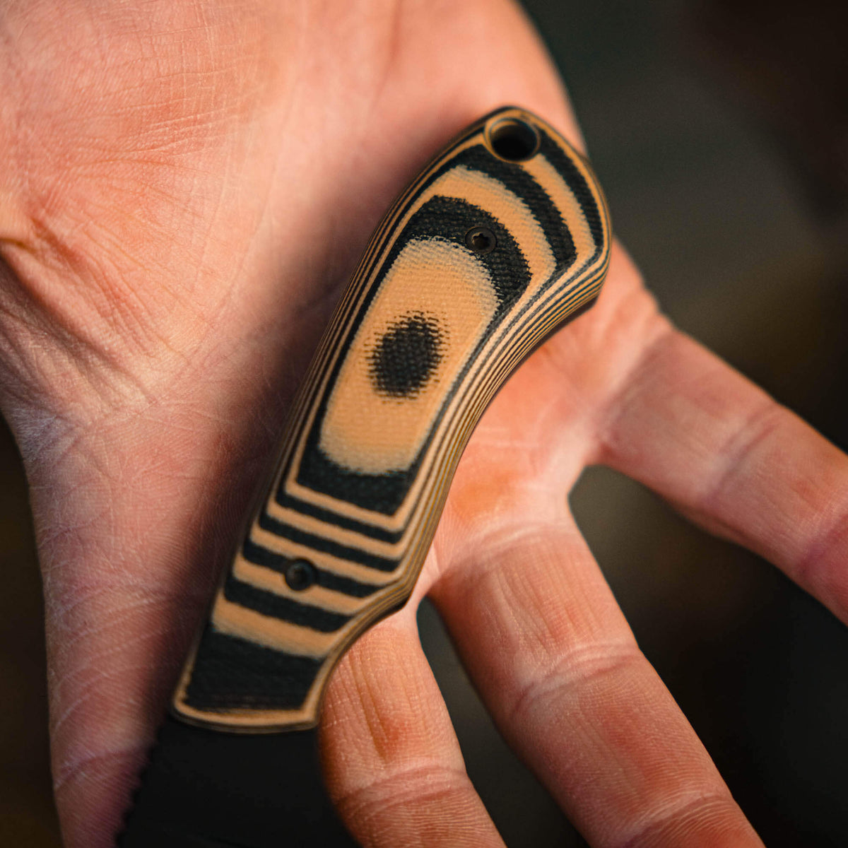 MKC ELK KNIFE - PVD - TAN & BLACK