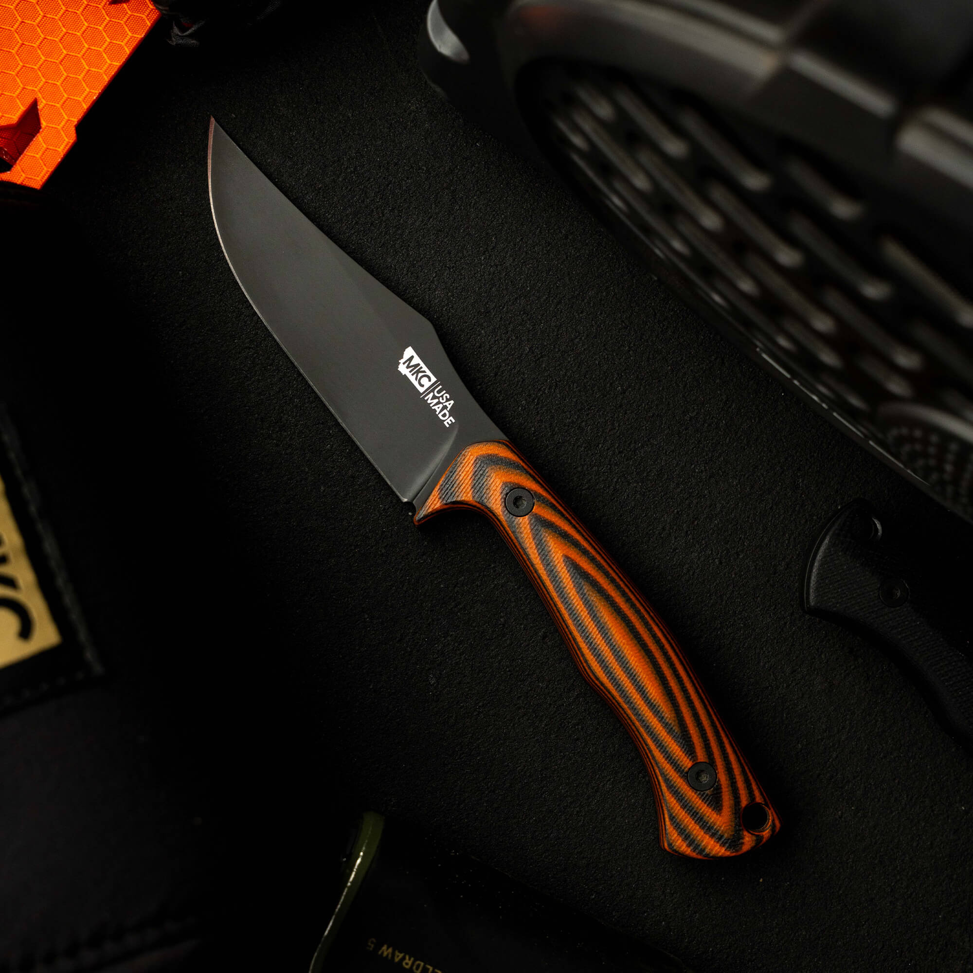 TRIUMPH PRO - ORANGE & BLACK