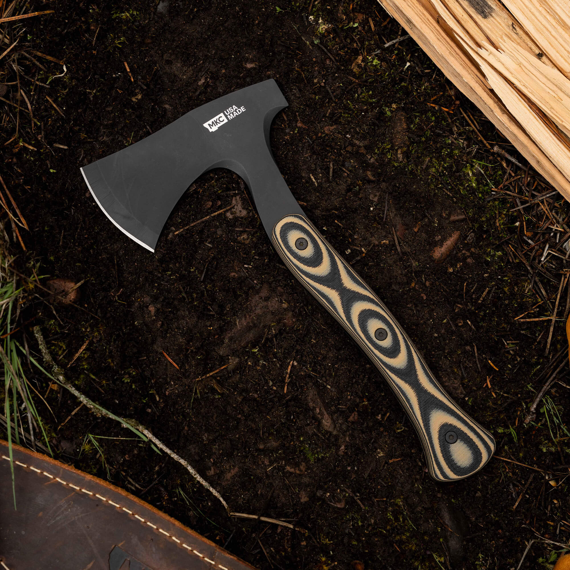 HELLGATE HATCHET - TAN & BLACK
