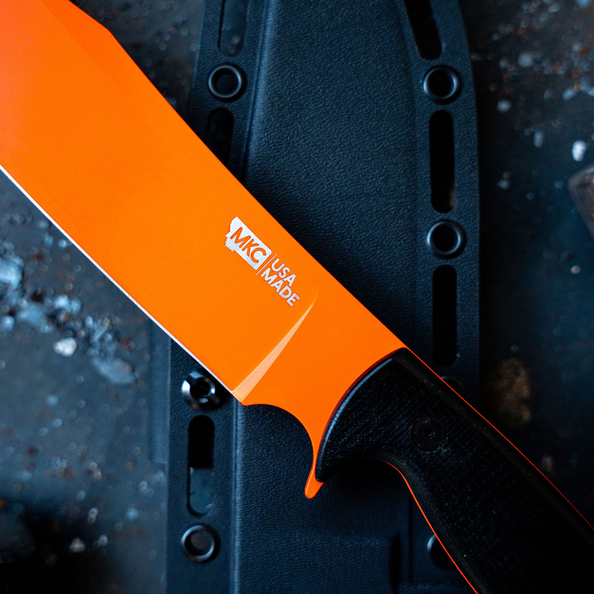 THE MARSHALL BUSHCRAFT KNIFE - BLAZE ORANGE CERAKOTE