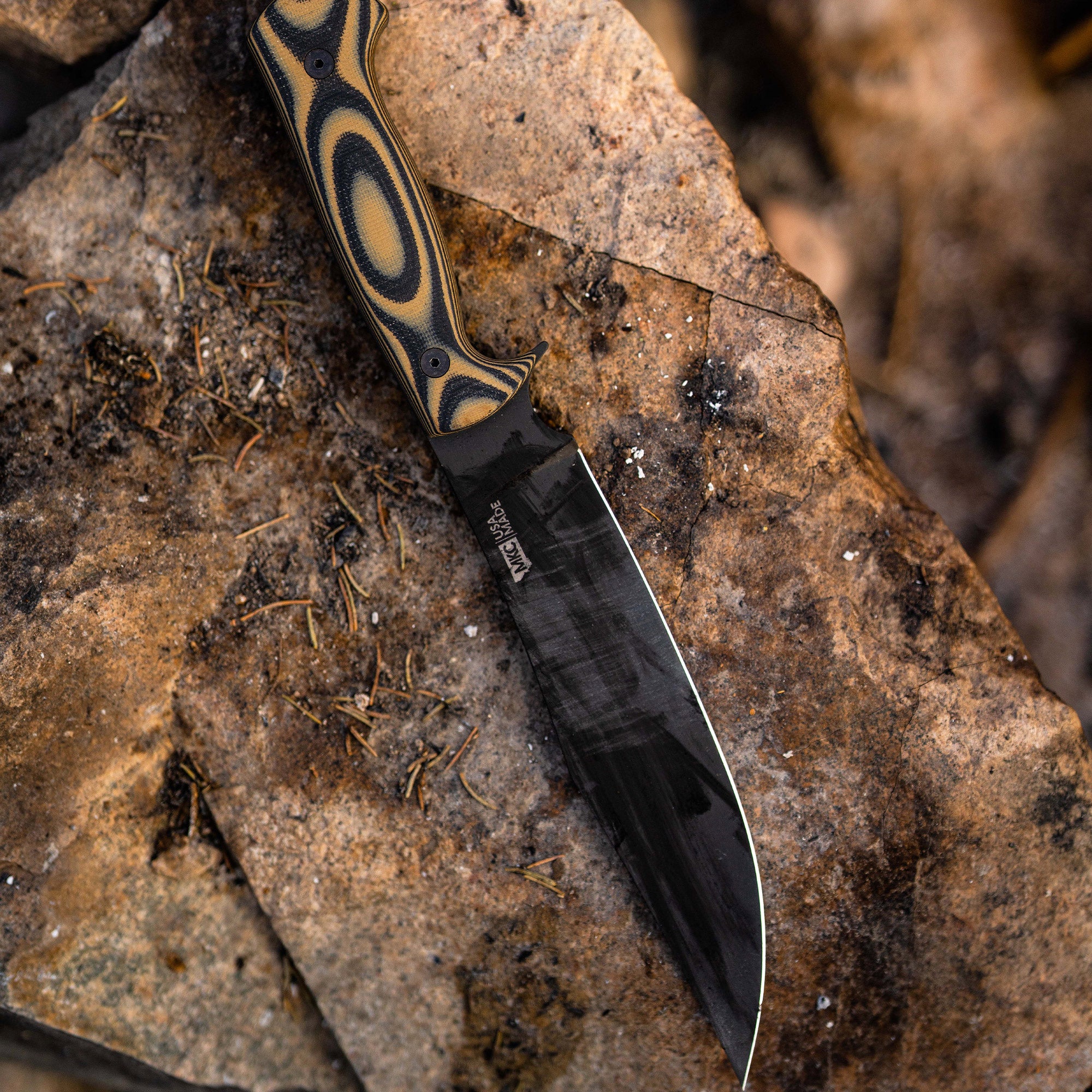 THE MARSHALL BUSHCRAFT KNIFE - TAN & BLACK