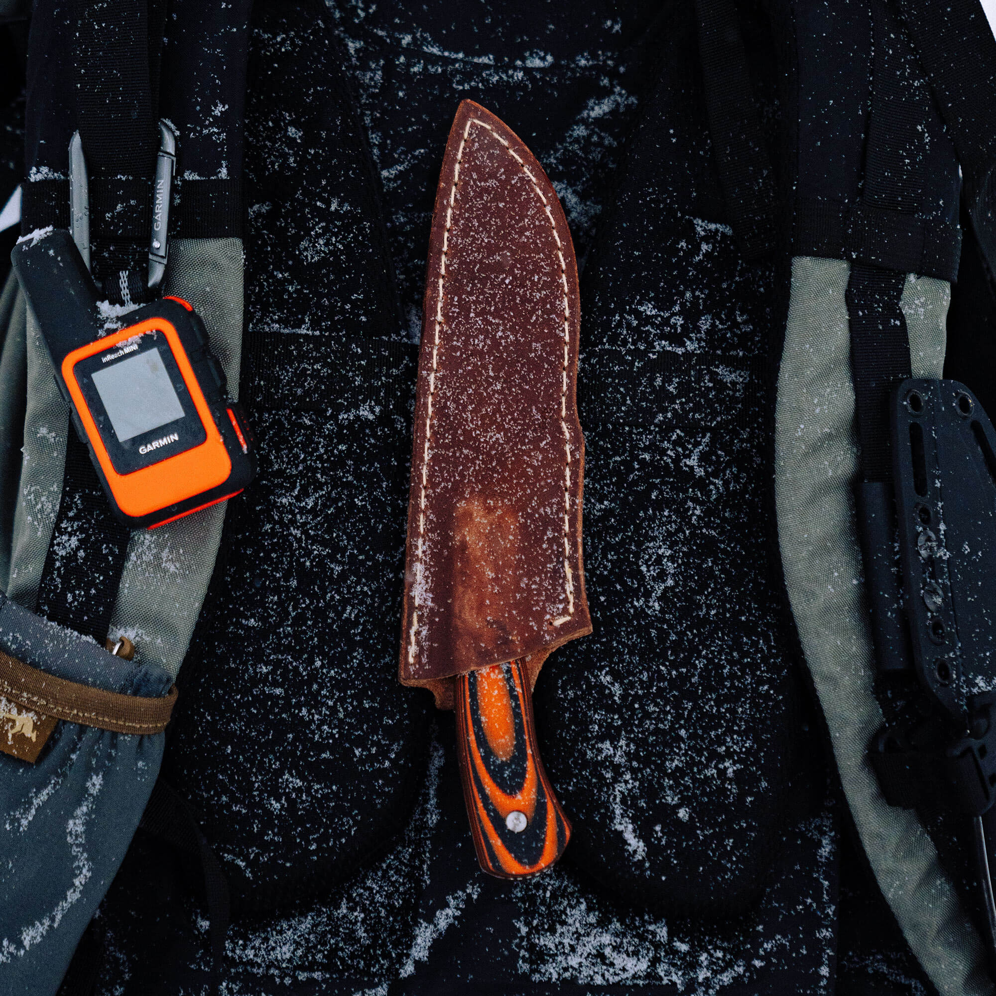 MKC WHITETAIL VERTICAL LEATHER SHEATH