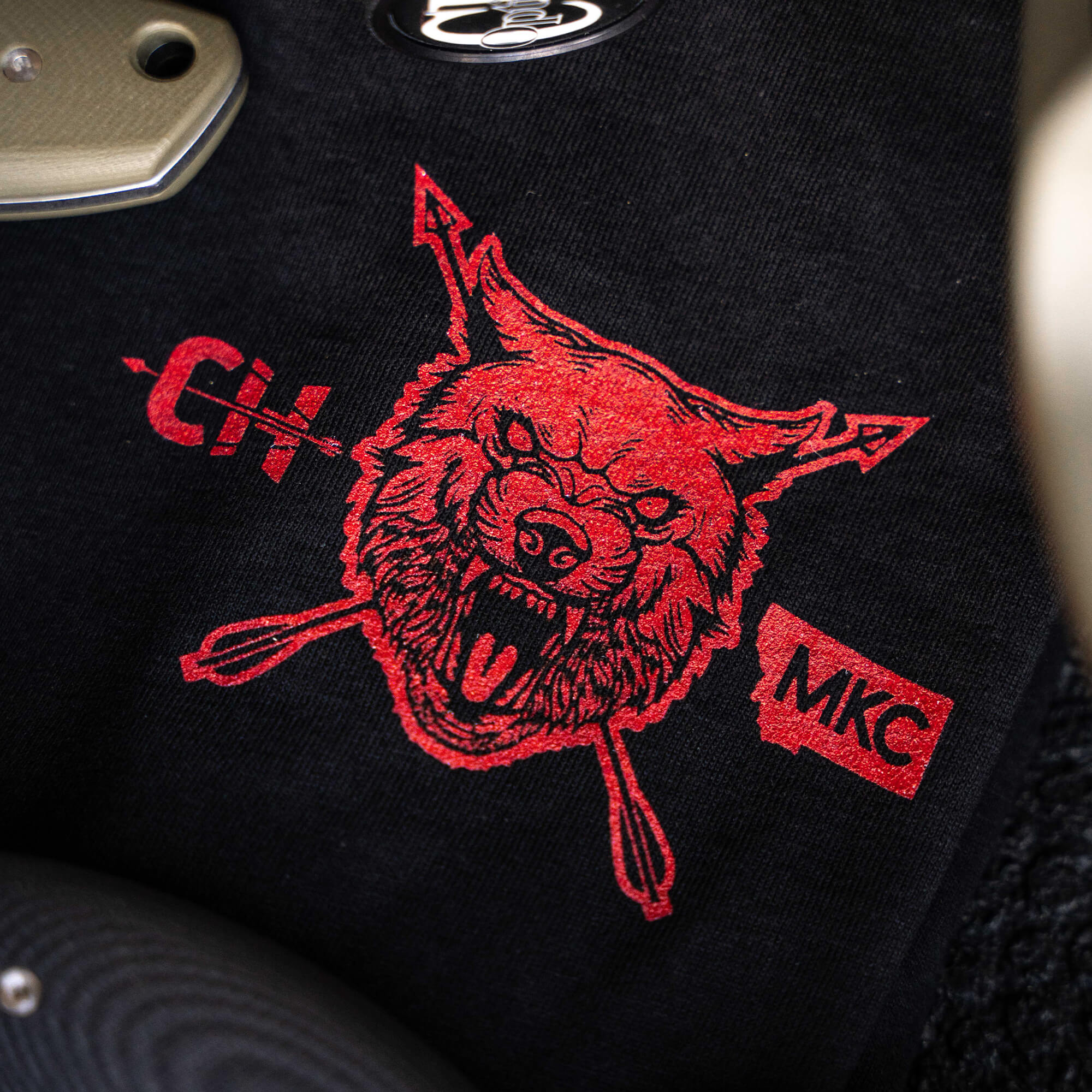 MKC X CAM HANES PACKOUT TEE - BLACK