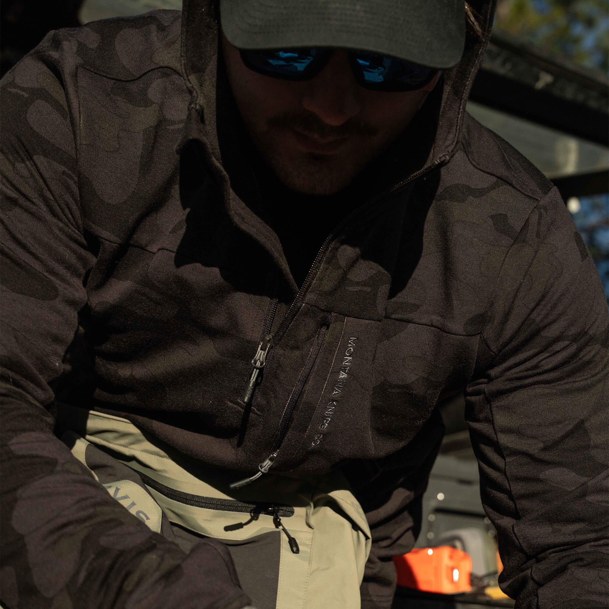 HIGHLINE HALF-ZIP HOODIE - DARK WOODLAND CAMO HIGHLINE HALF-ZIP HOODIE - DARK WOODLAND CAMO