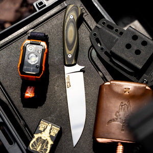 THE MAGNACUT SUPER CUB - DROP POINT HUNTER - GREEN & BLACK