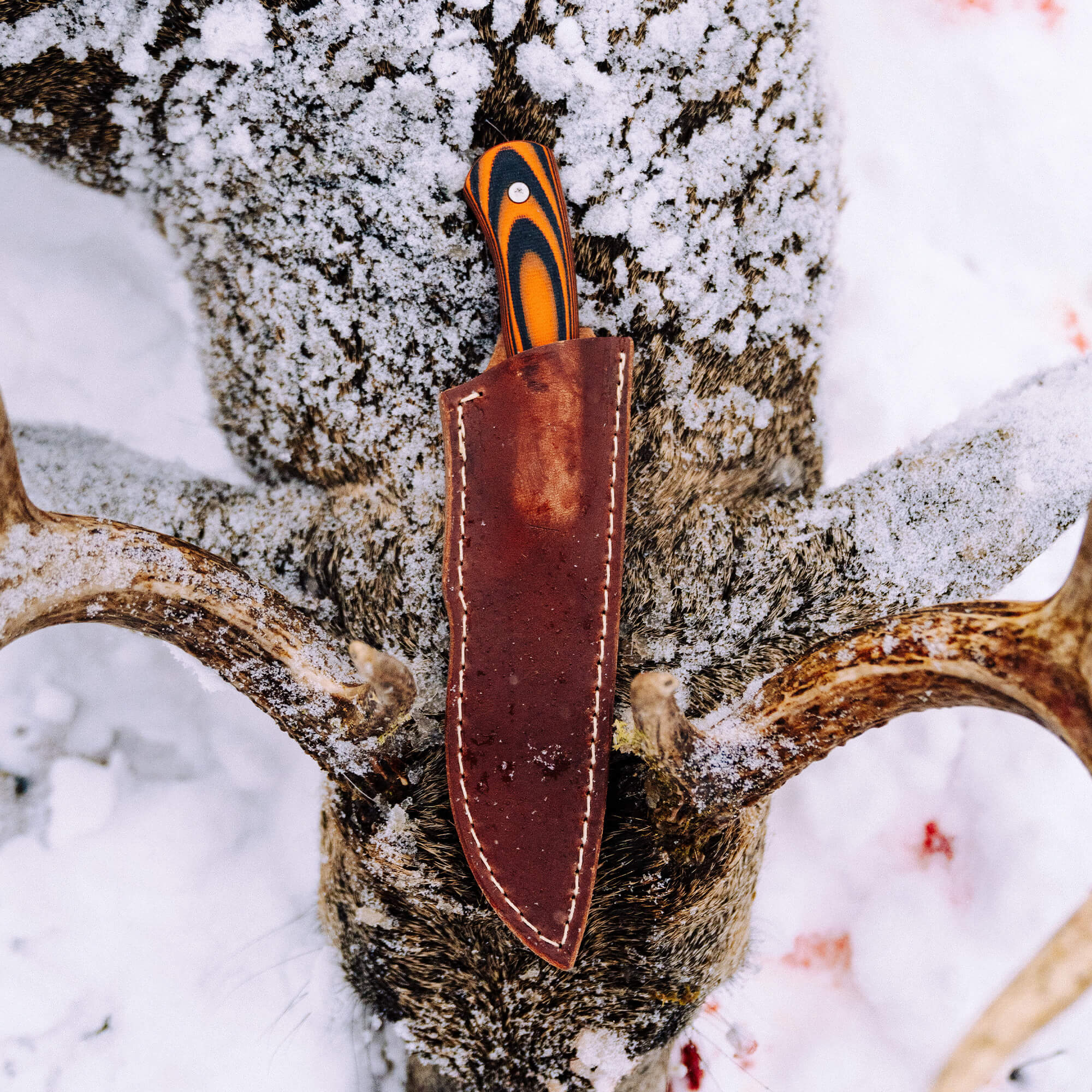 MKC WHITETAIL VERTICAL LEATHER SHEATH