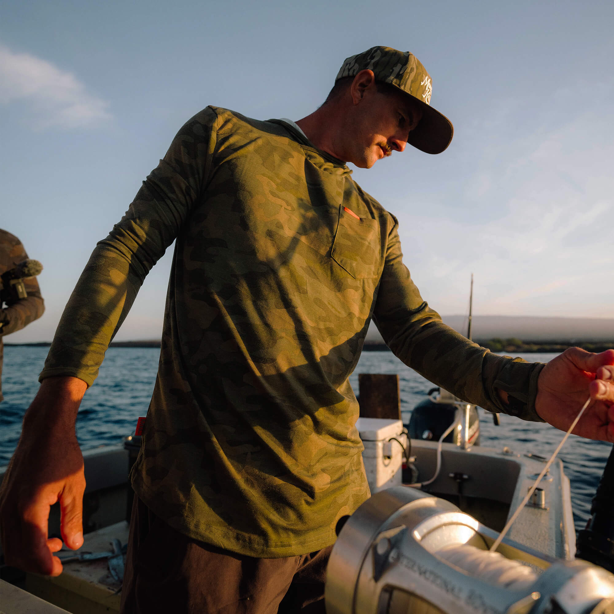 RIMROCK LIGHTWEIGHT HOODIE - VINTAGE WOODLAND CAMO