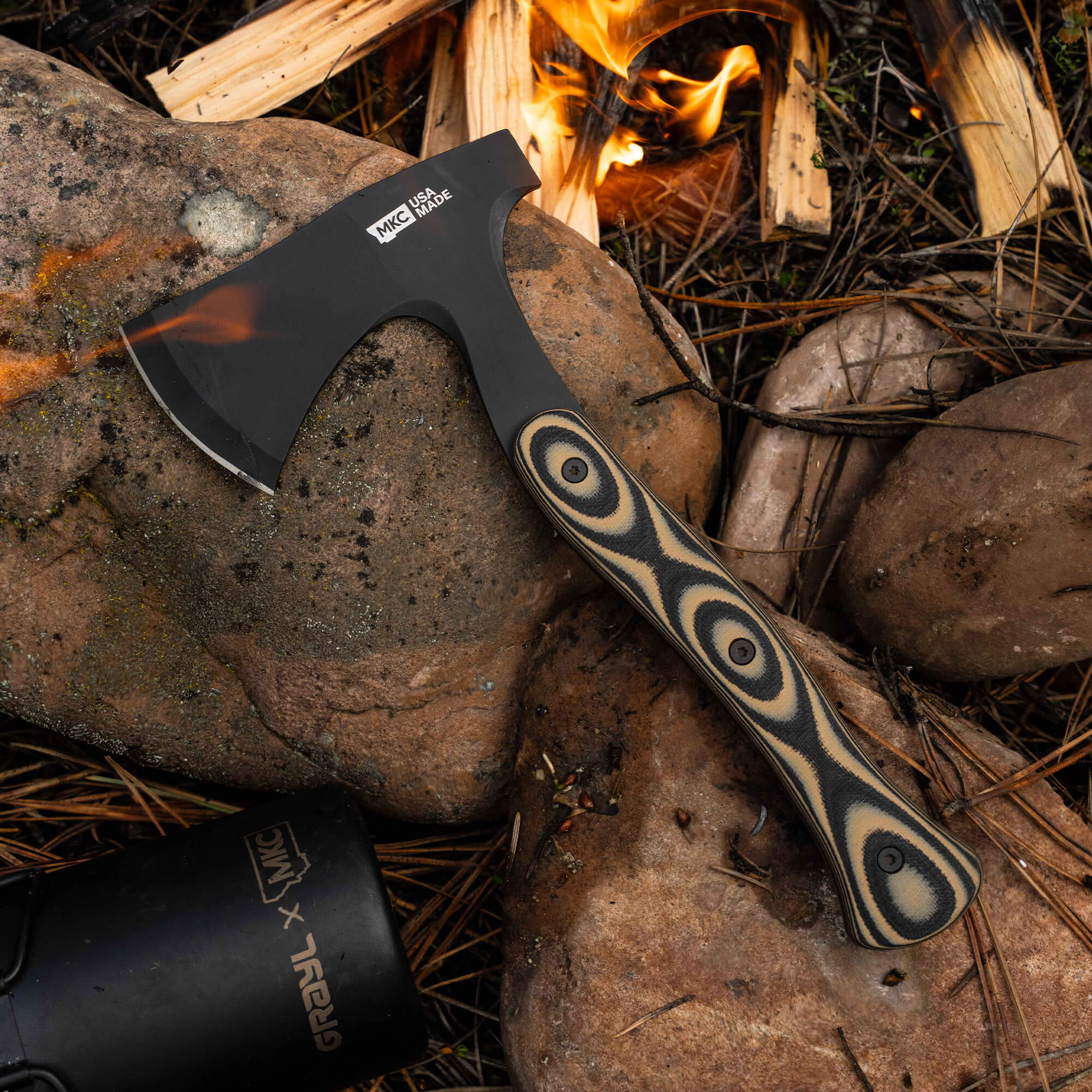 HELLGATE HATCHET - TAN & BLACK
