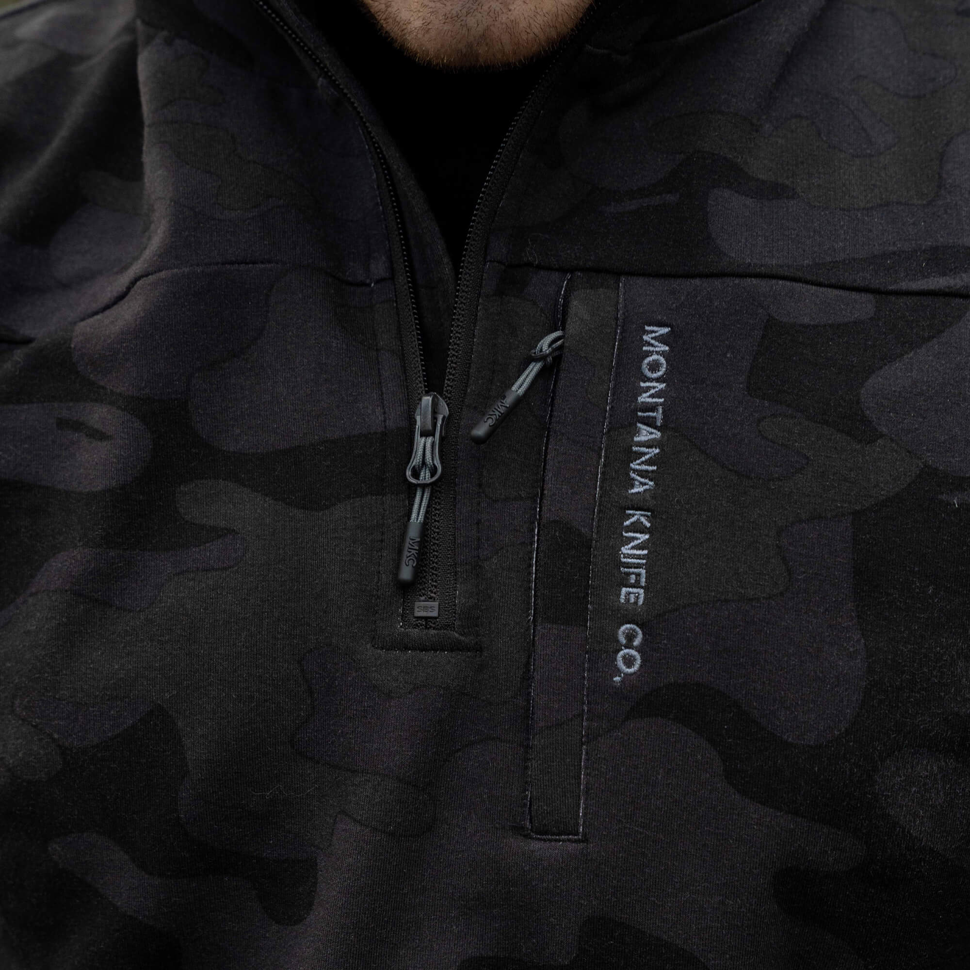 ツリジャンキー 【BLACK/WOODLAND CAMO】 Highline Half-Zip Hoodie - Dark Woodland Camo | MKC
